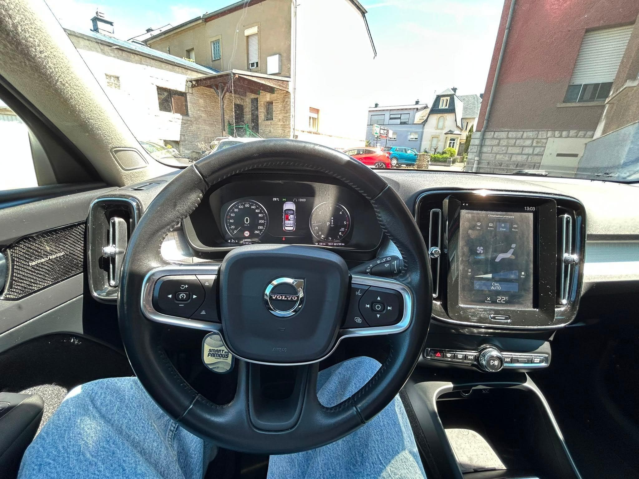 Volvo XC40 2.0 D 150CV D3 AUTOMATIQUE (2019) - Photo 14