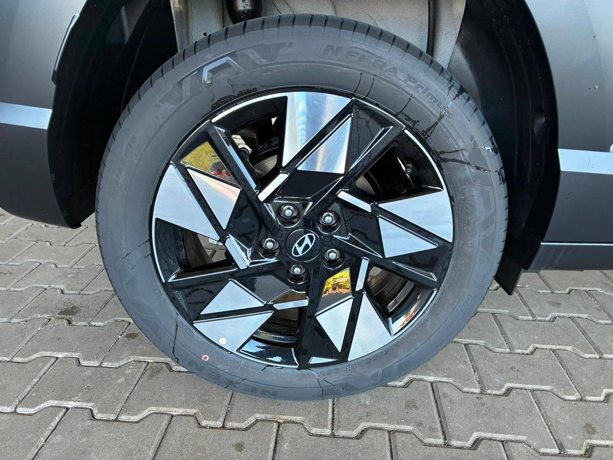 Hyundai Kona GO Plus (2025) - Photo 18