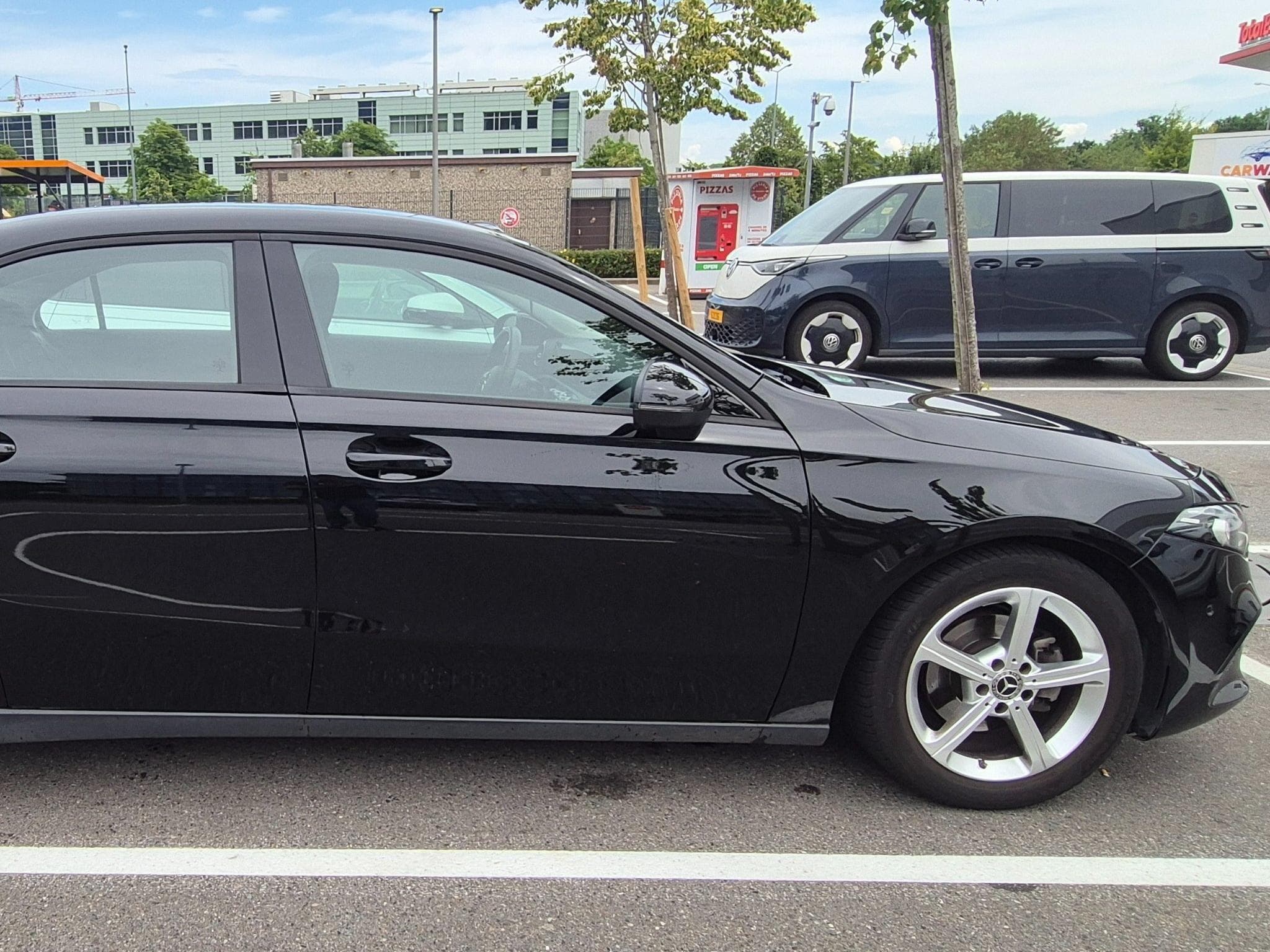 Mercedes A 180 Berline for better boot space (2022) - Photo 1