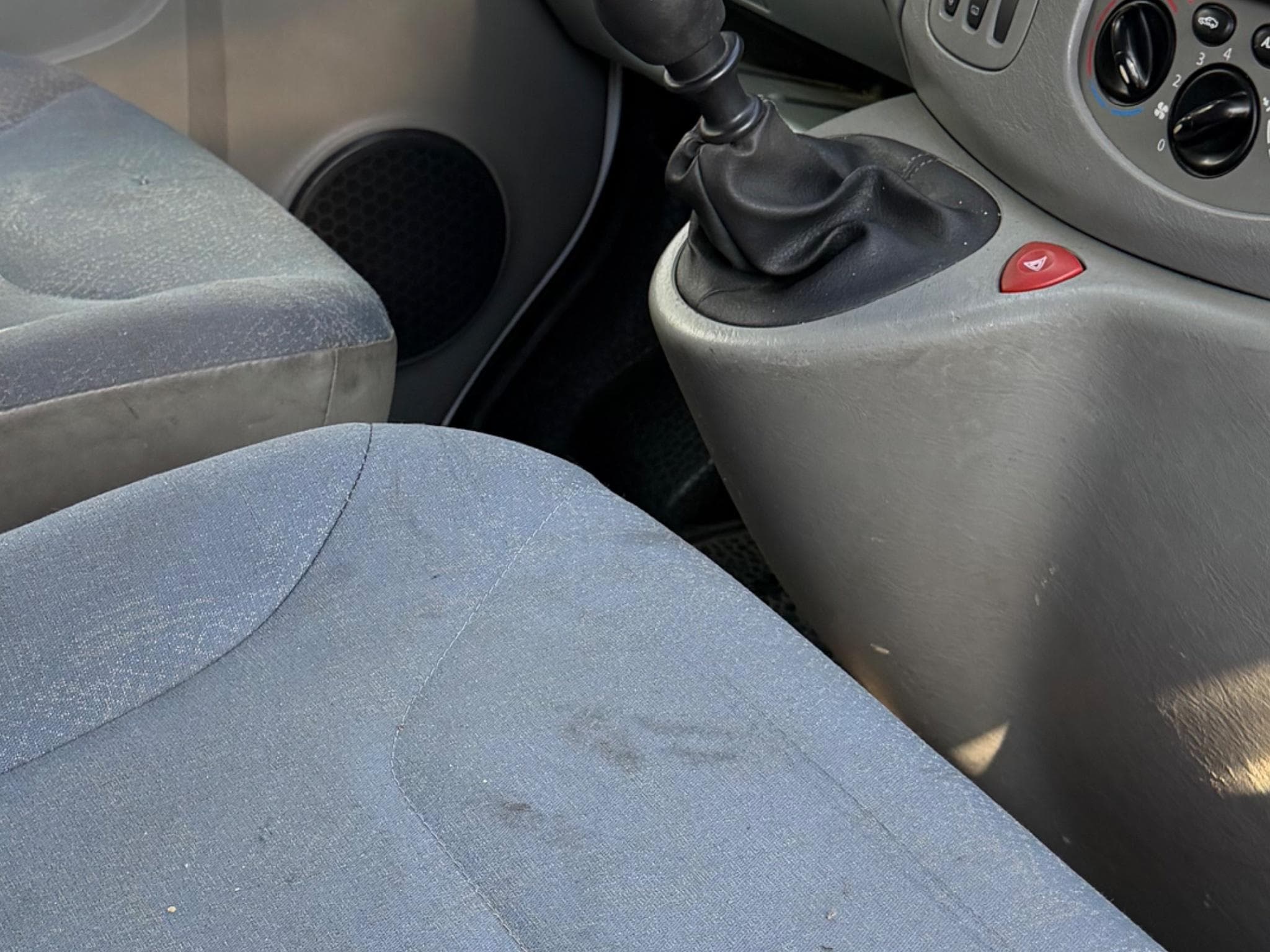 Nissan Primastar (2004) - Photo 2