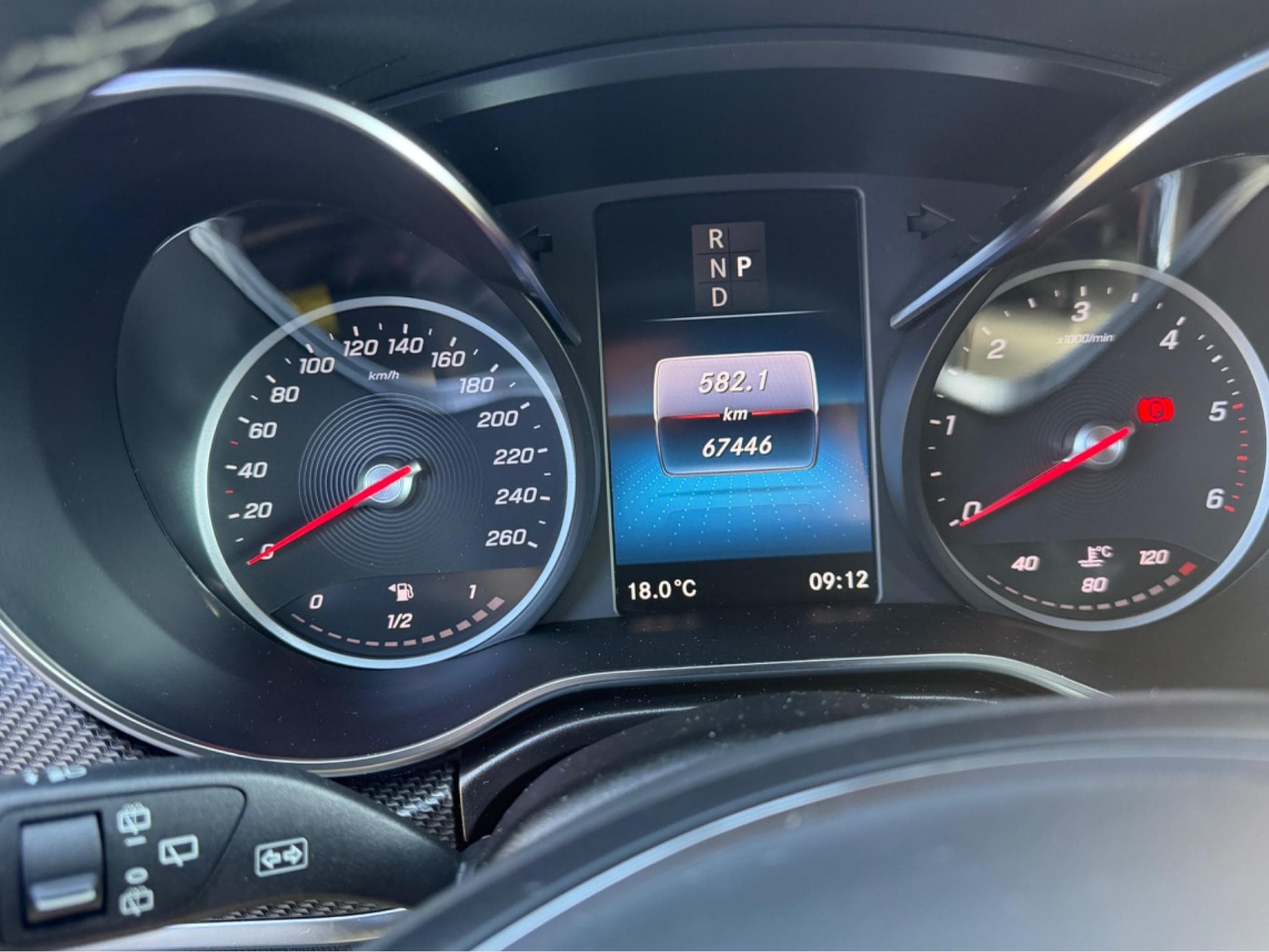 Mercedes V 300 V 300 d 4MATIC Avantgarde AMG Line (2023) - Photo 2