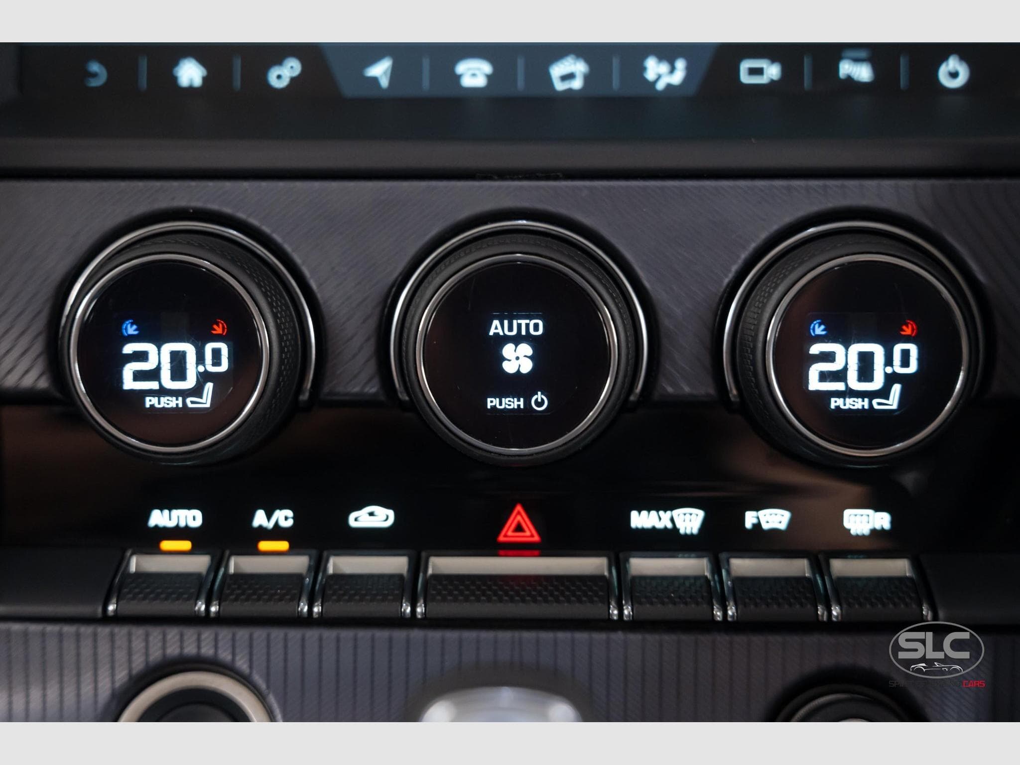 Jaguar F-Type P300 R-DYNAMIC Perf./Heated/Cooled/P (2024) - Photo 12