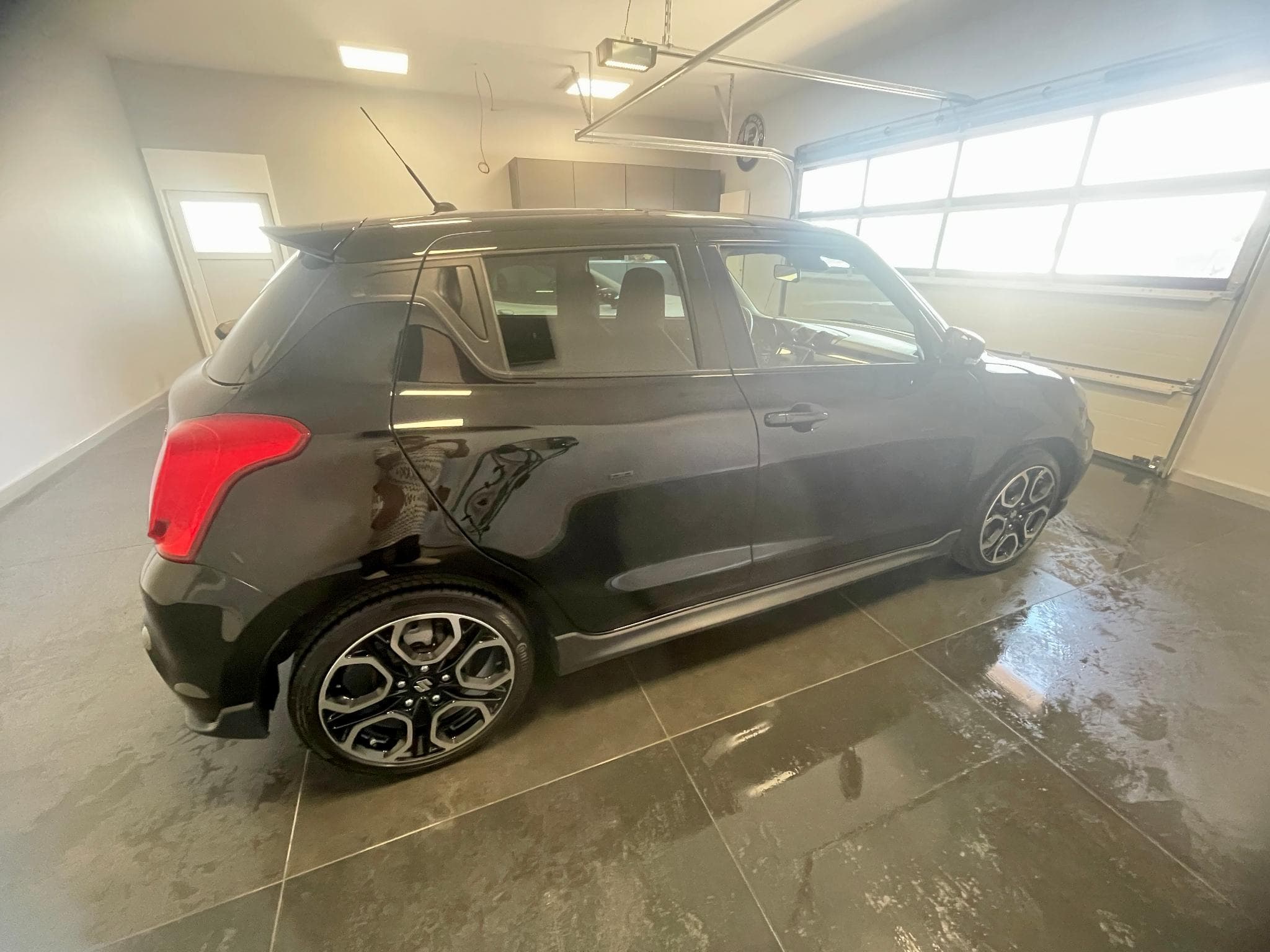 Suzuki Swift Sport (2019) - Photo 4
