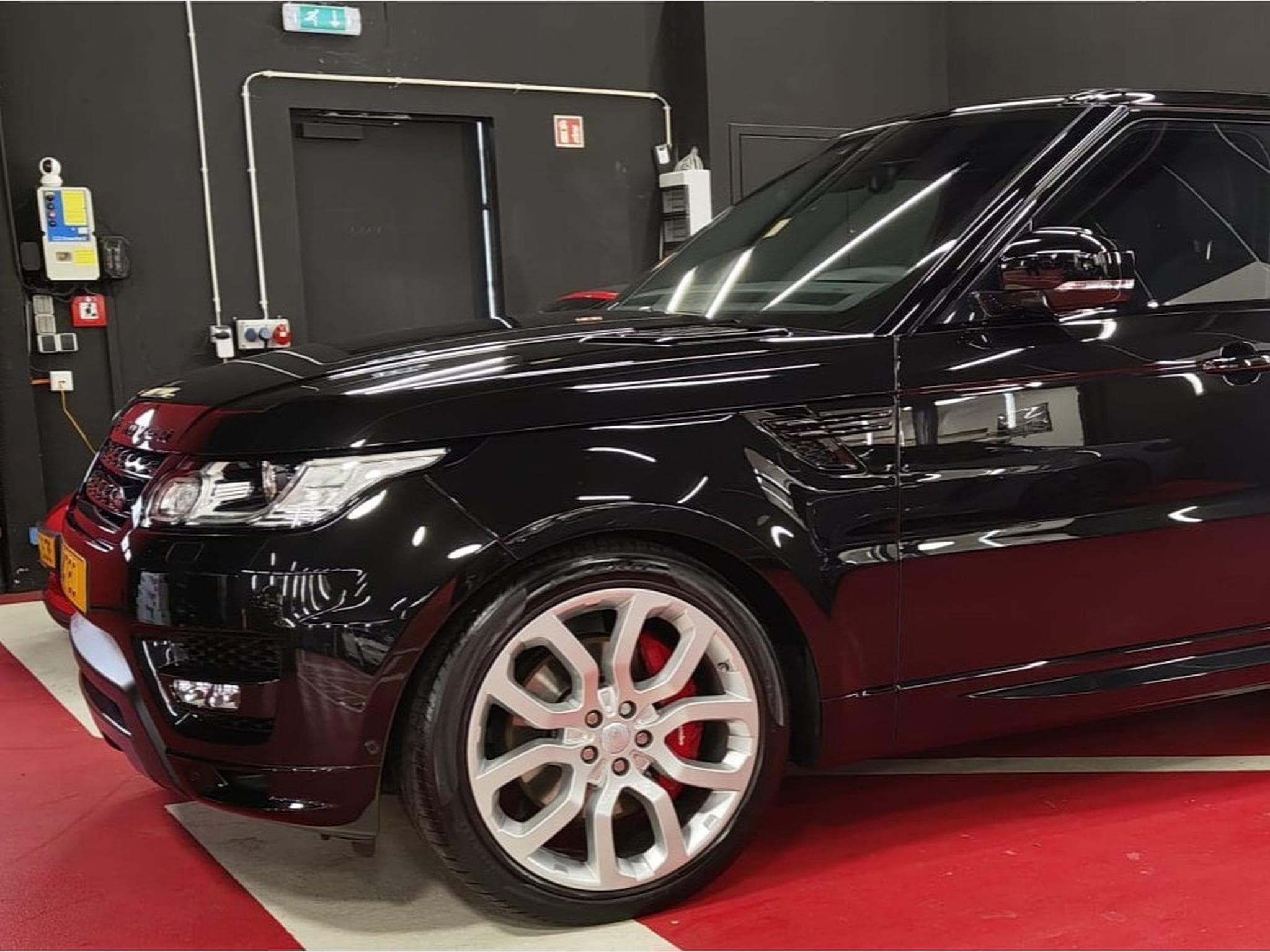Land-Rover Range Rover Sport Autobiography V8 (2017) - Photo 2