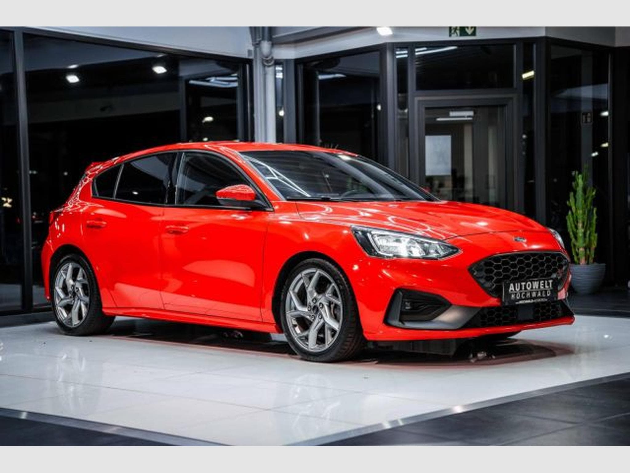 Ford Focus Focus ST 2.0 D Perf. NAVI RECARO VIRTUAL RFK LED (2020) - Photo 6