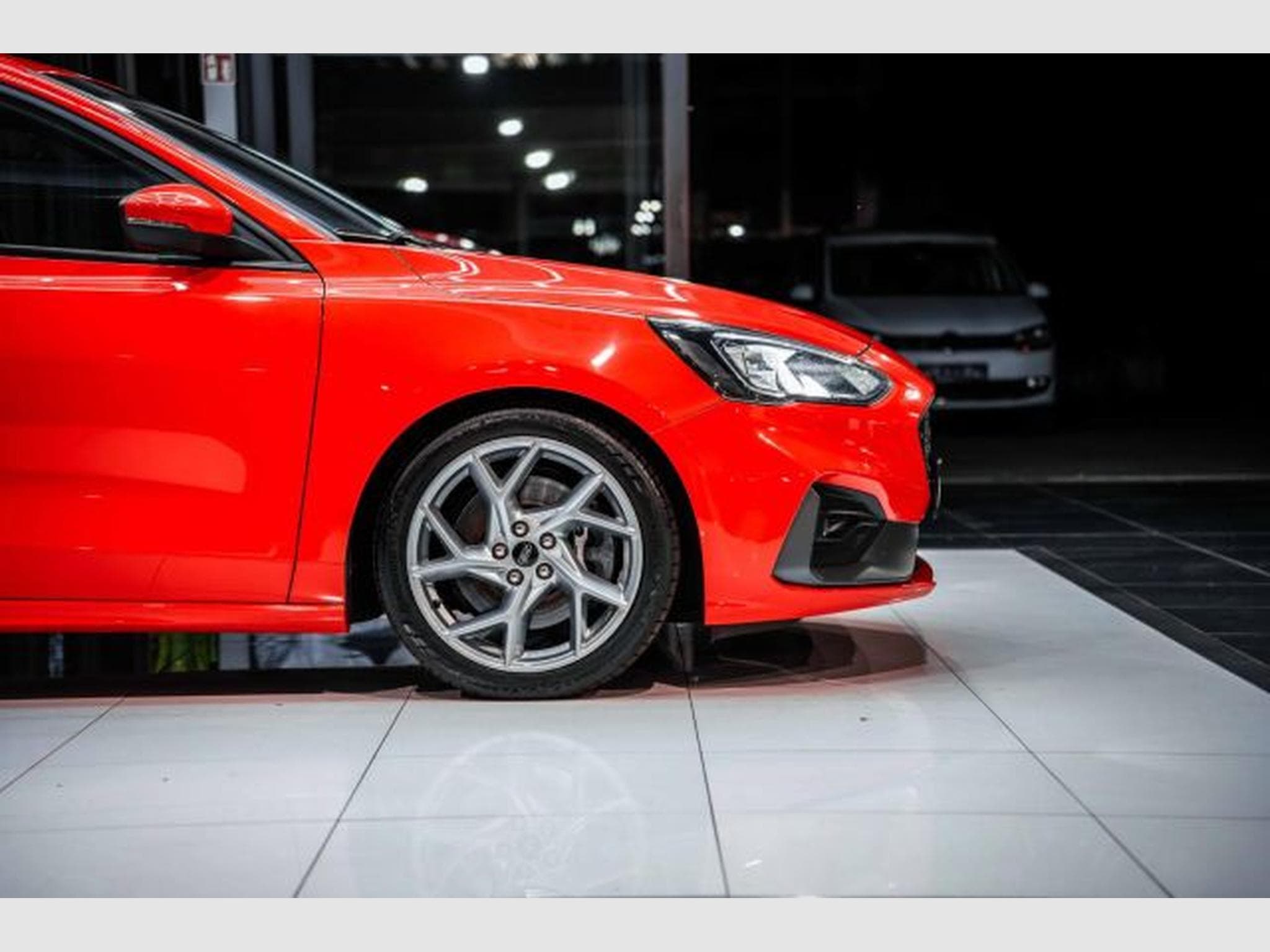 Ford Focus Focus ST 2.0 D Perf. NAVI RECARO VIRTUAL RFK LED (2020) - Photo 9
