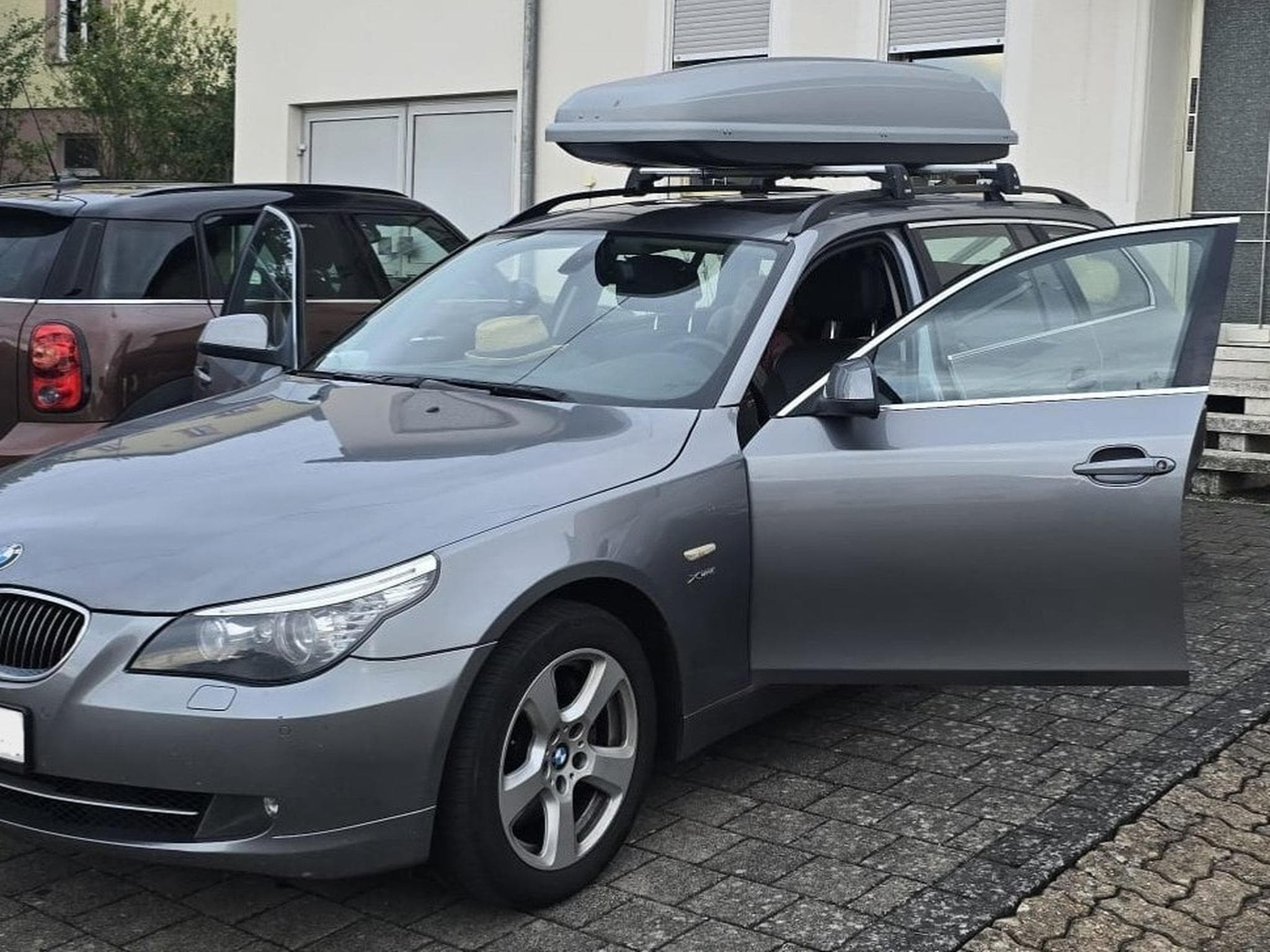 BMW 530 E61 xdrive - LCI (2009) - Photo 12