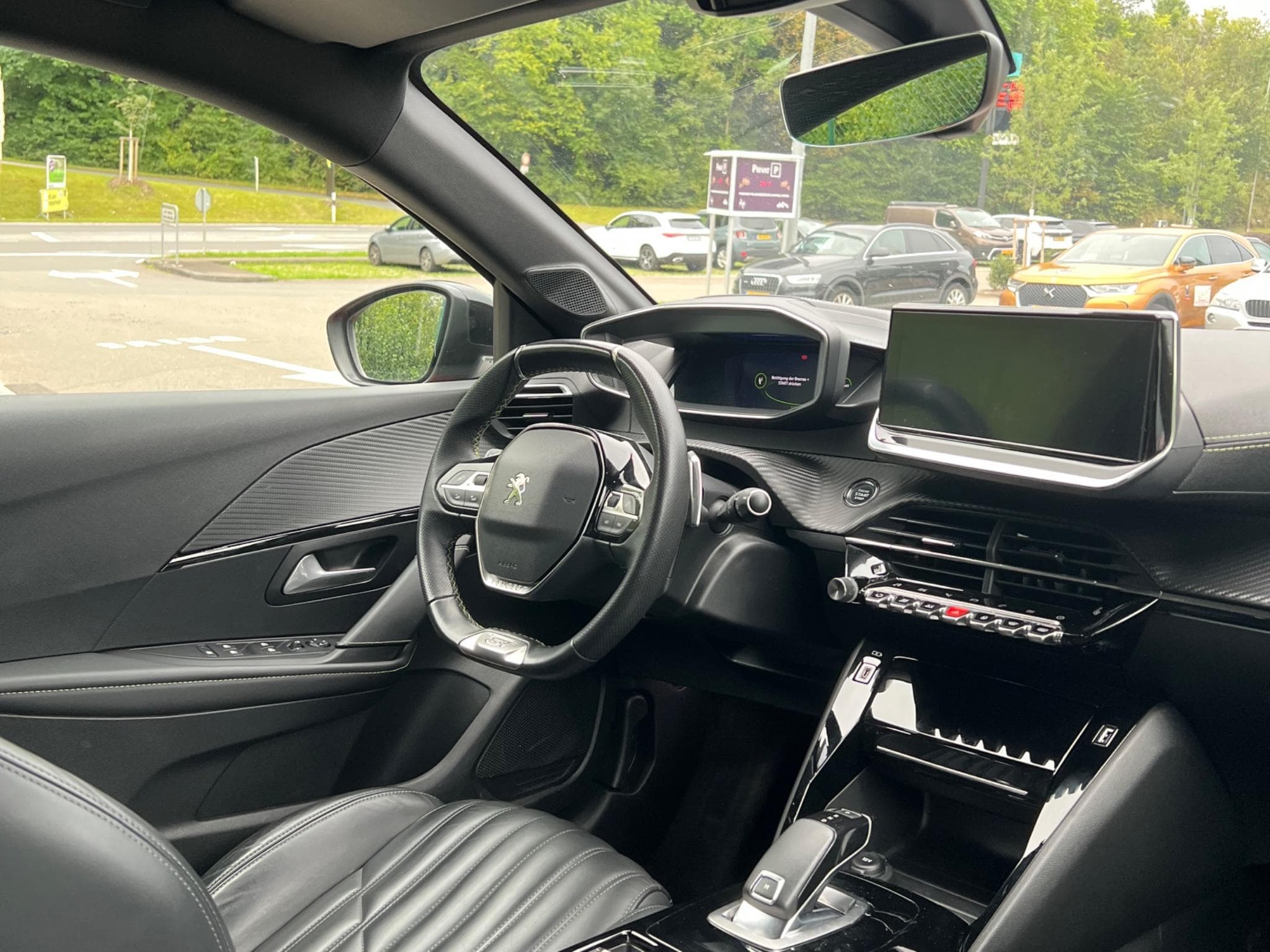 Peugeot 208 GT (2020) - Photo 6