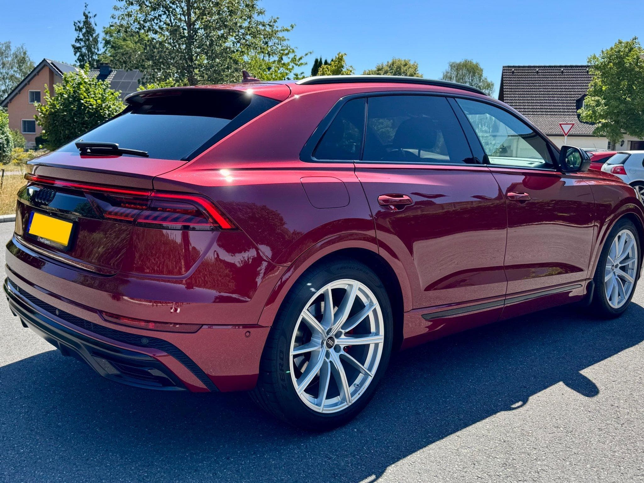 Audi Q8 60 TFSIe Quattro S-line (2021) - Photo 3