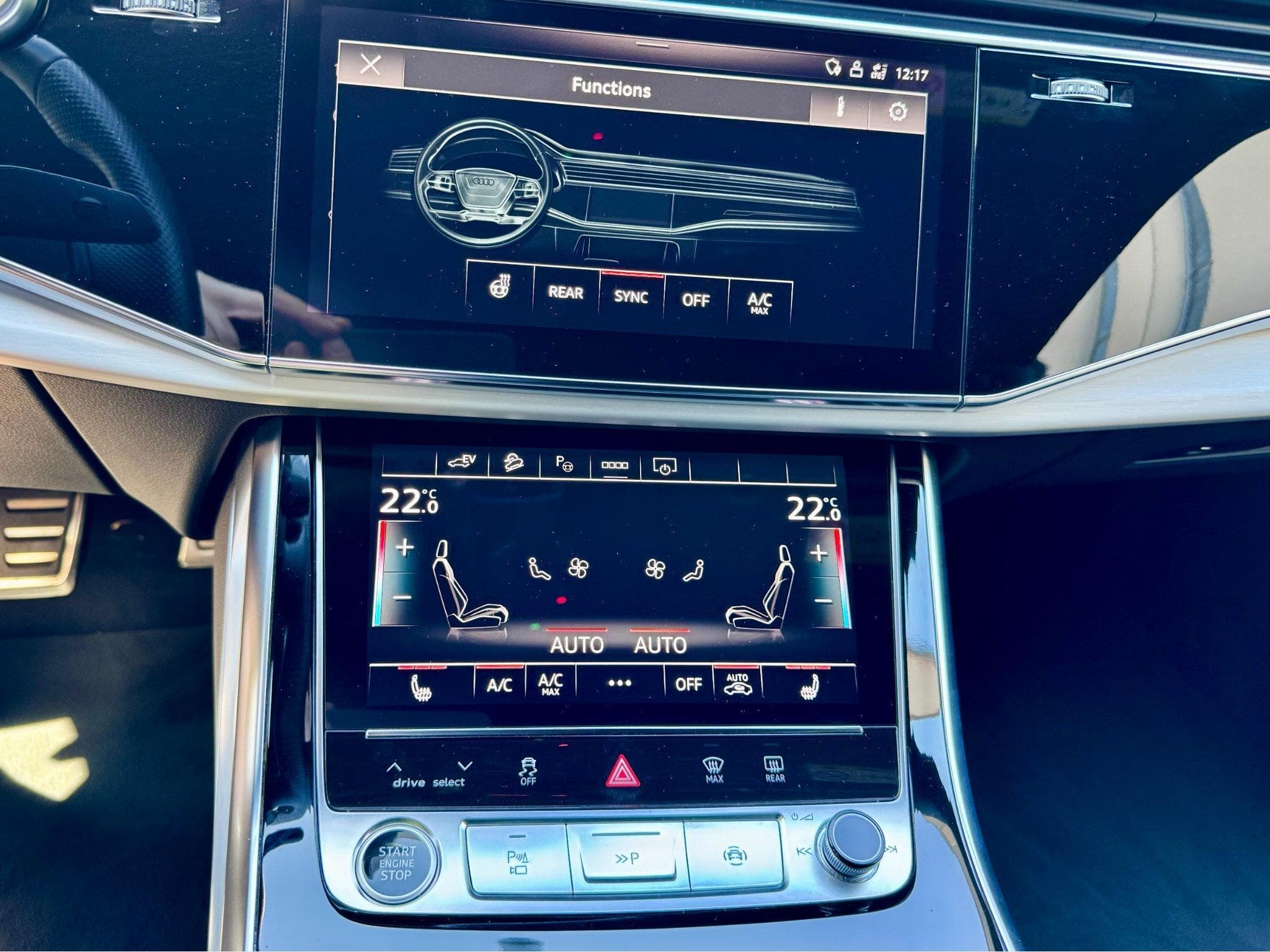 Audi Q8 60 TFSIe Quattro S-line (2021) - Photo 13