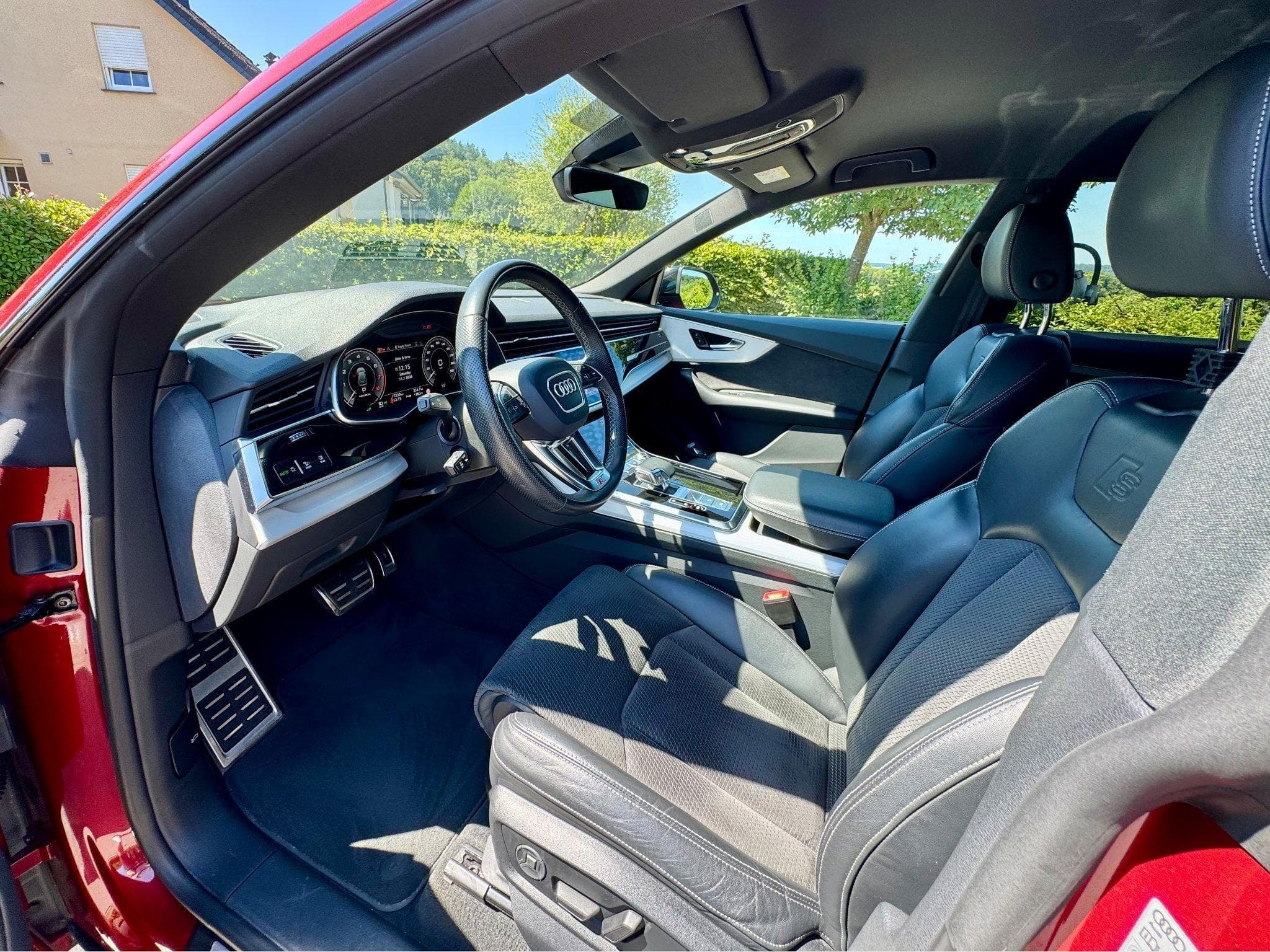 Audi Q8 60 TFSIe Quattro S-line (2021) - Photo 8