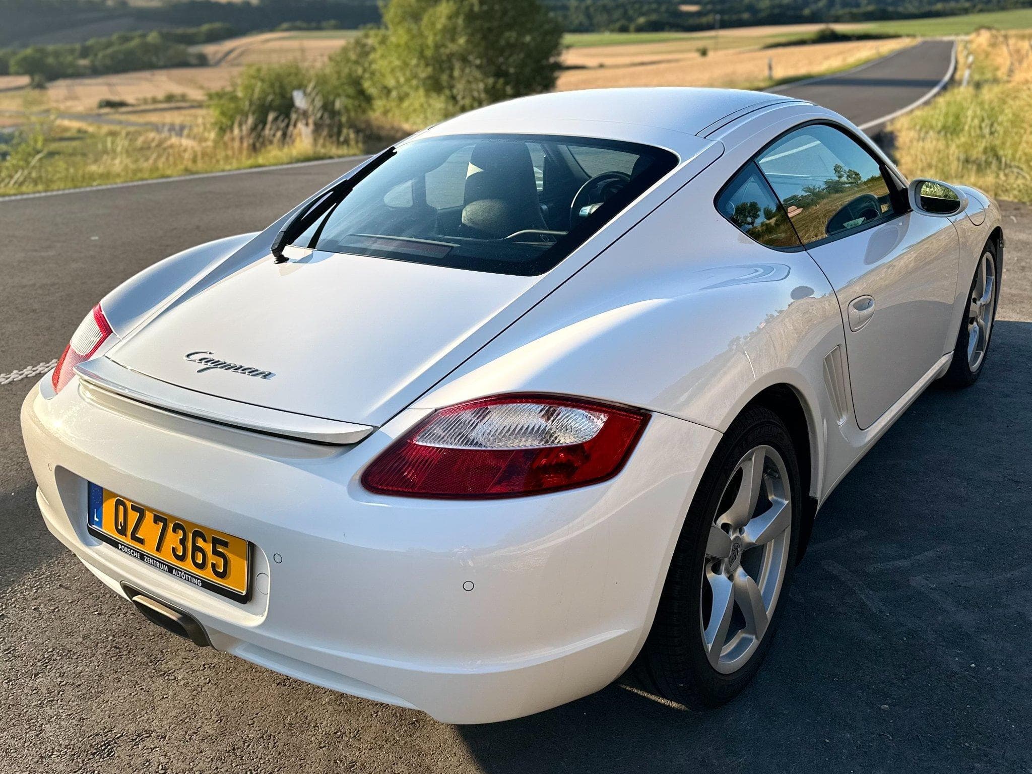 Porsche Cayman 987 (2007) - Photo 2