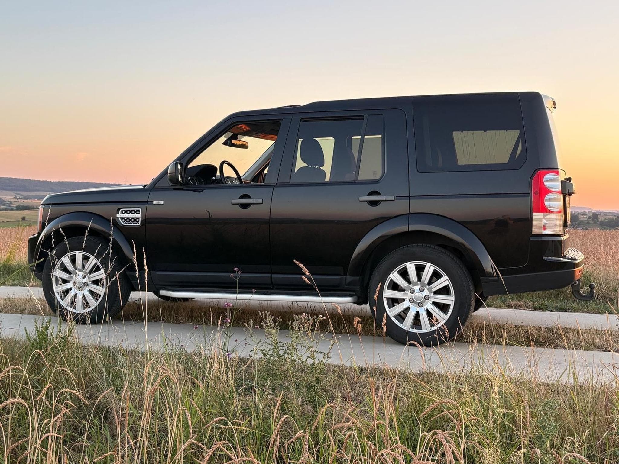 Land-Rover Discovery 4 SDV6 HSE (2012) - Photo 3