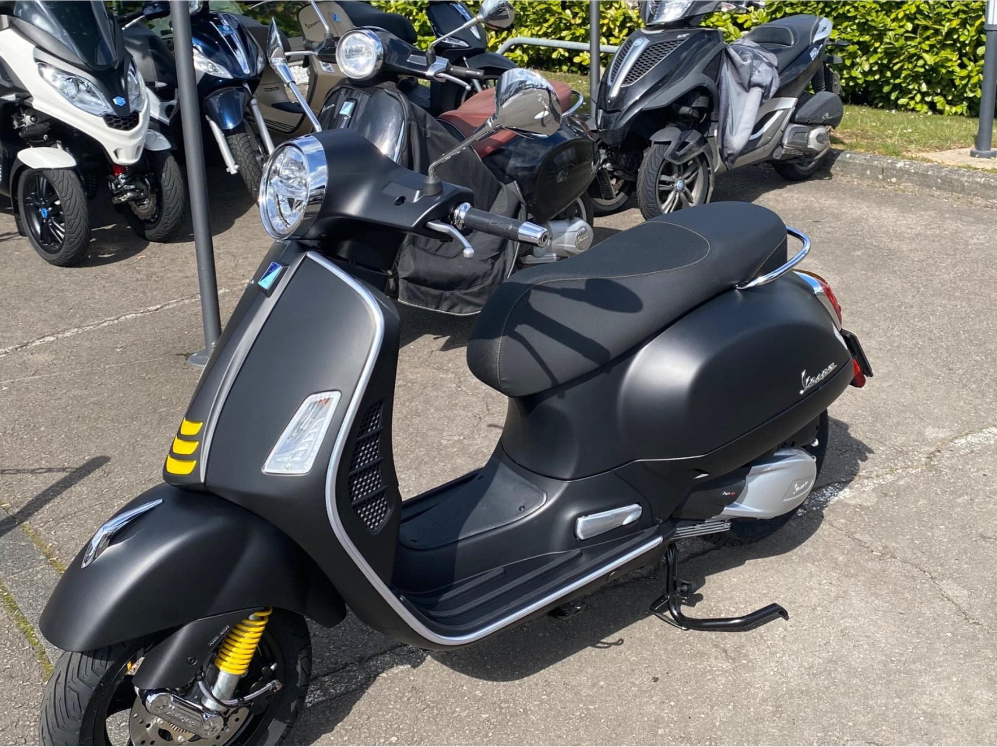 Piaggio Vespa 300GTS (2021) - Photo 2