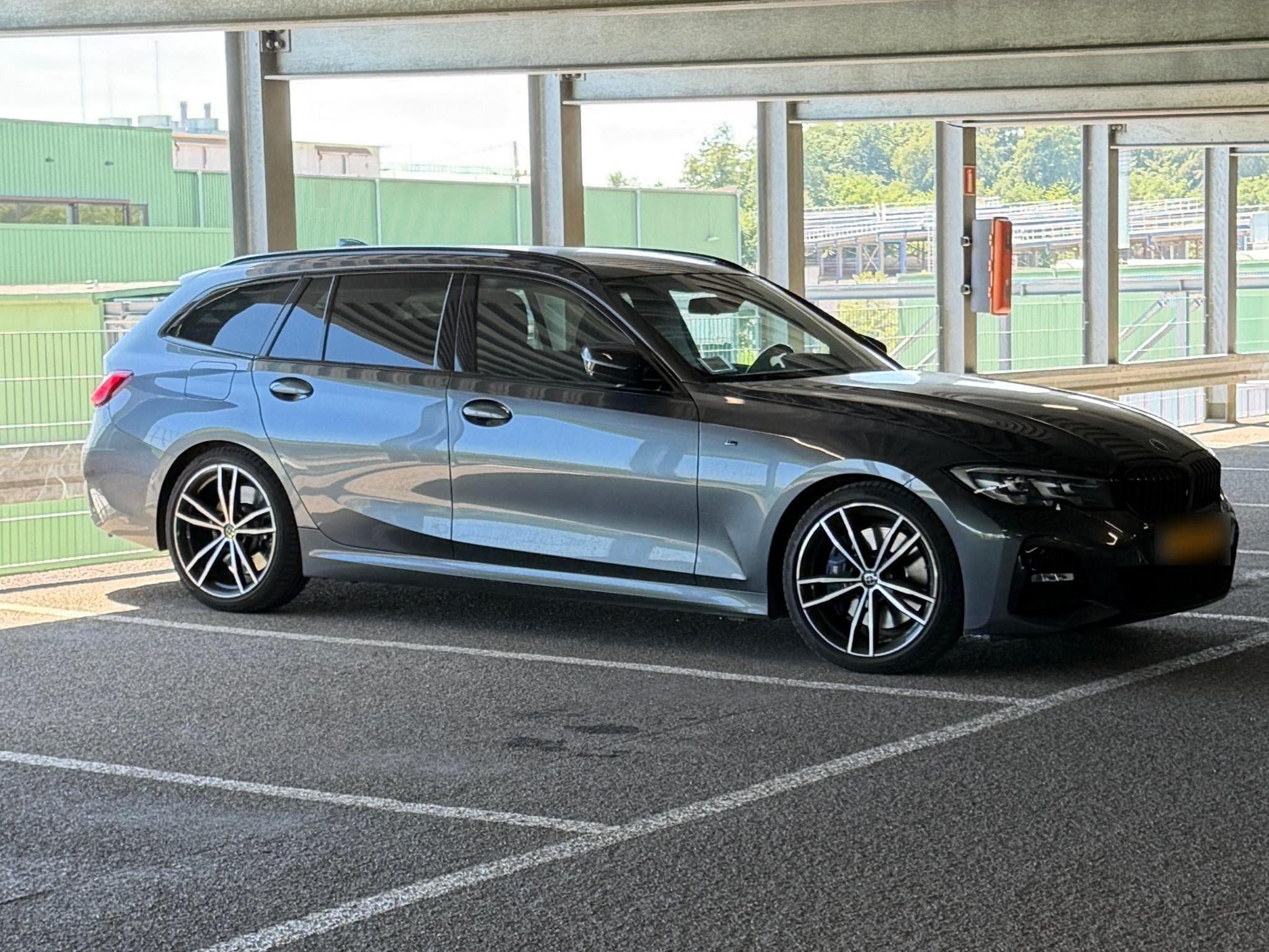 BMW 330 330I M sport touring (2021) - Photo 5