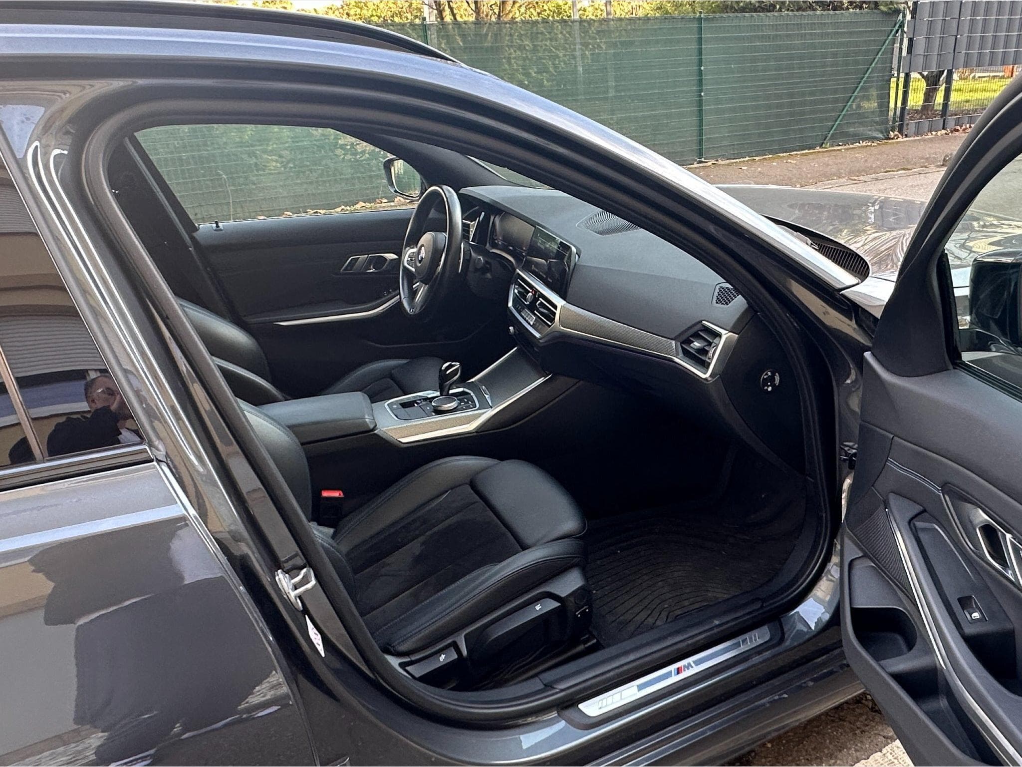 BMW 330 330I M sport touring (2021) - Photo 9