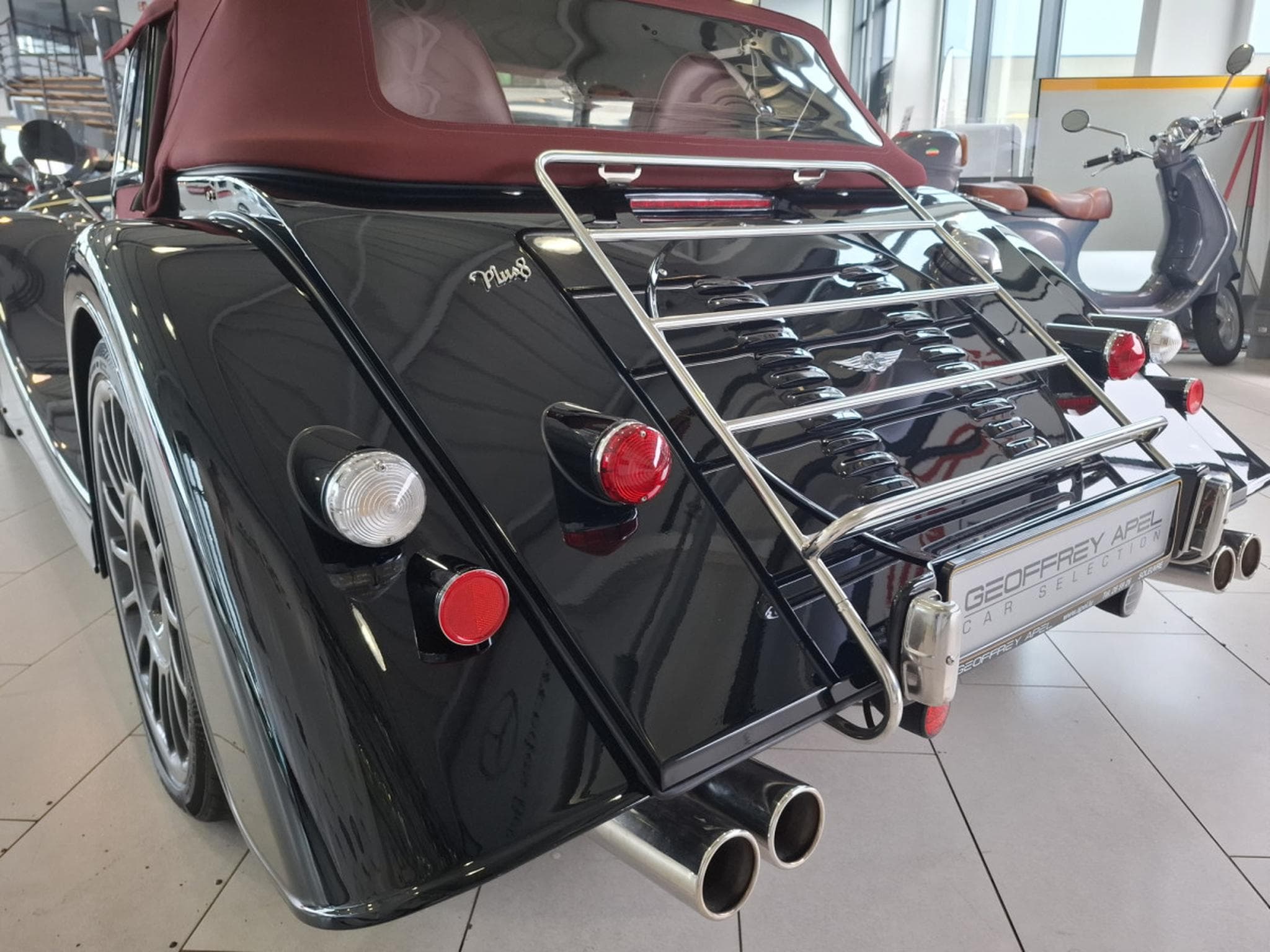 Morgan Plus 8 SPORT BLACK 4.8 V8 BMW 367HP, 1 HAND (2017) - Photo 15