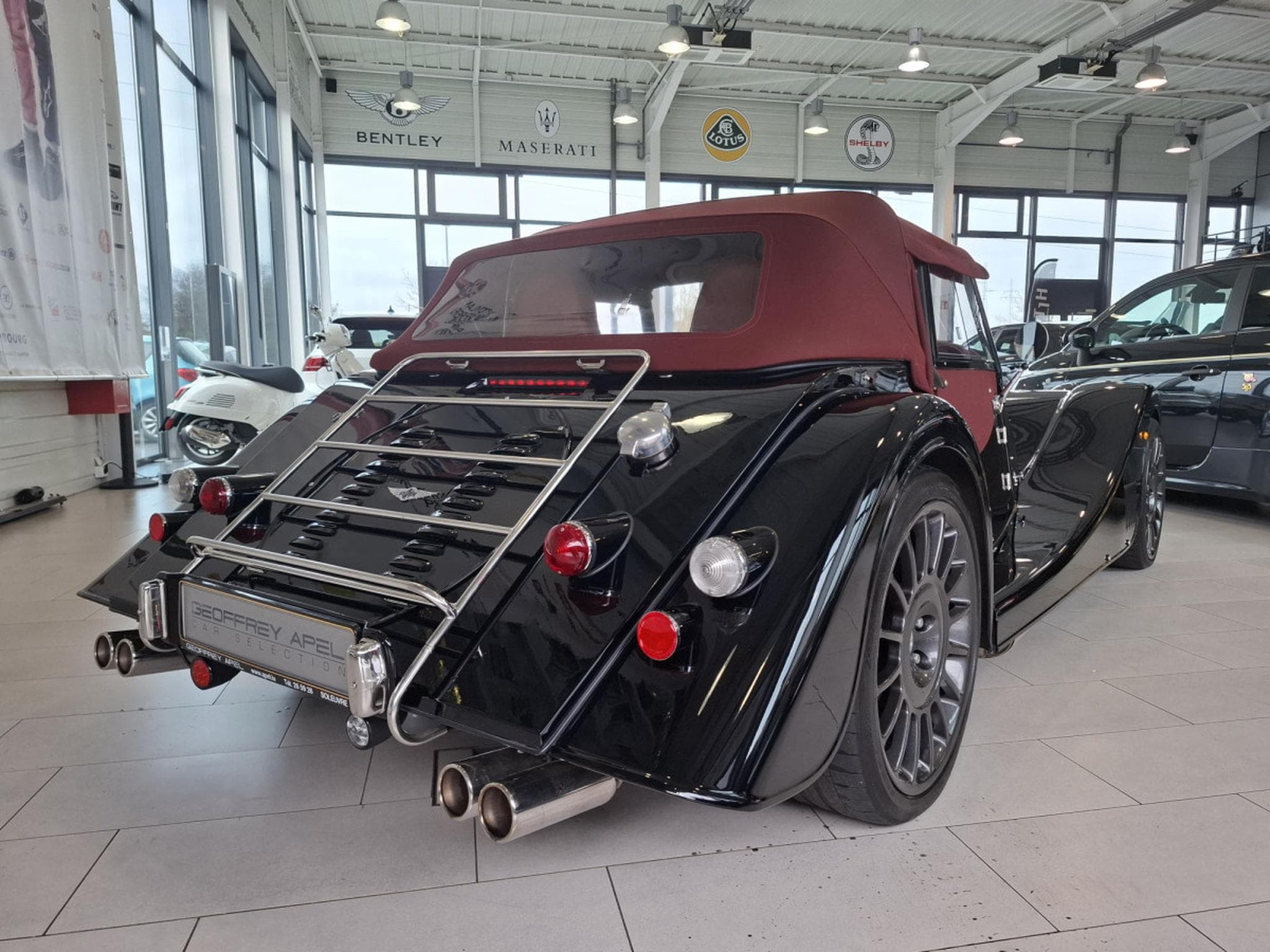 Morgan Plus 8 SPORT BLACK 4.8 V8 BMW 367HP, 1 HAND (2017) - Photo 2