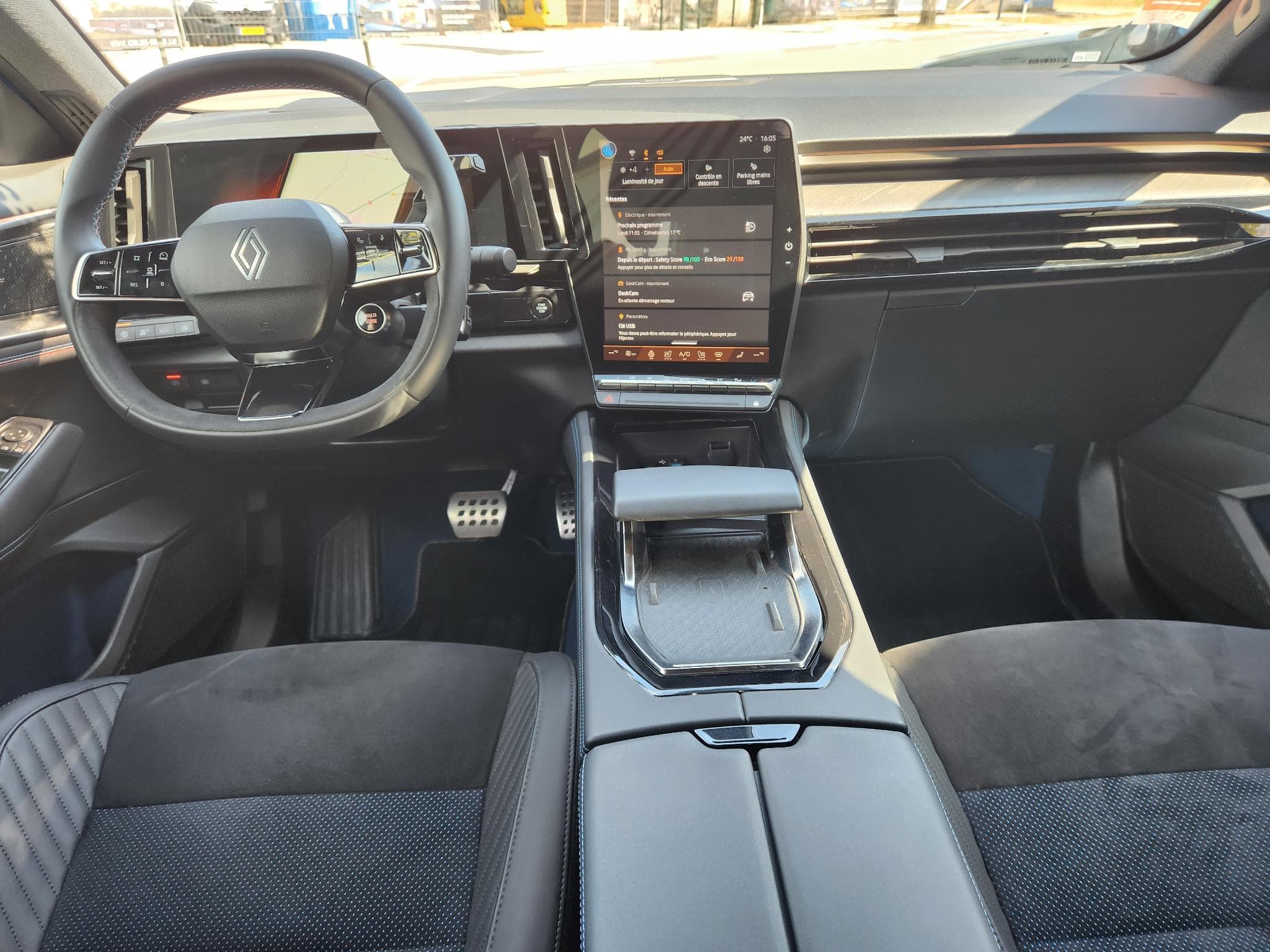 Renault Rafale E-Tech Hyper Hybrid 4X4 300 Atelier Alpine (2025) - Photo 2
