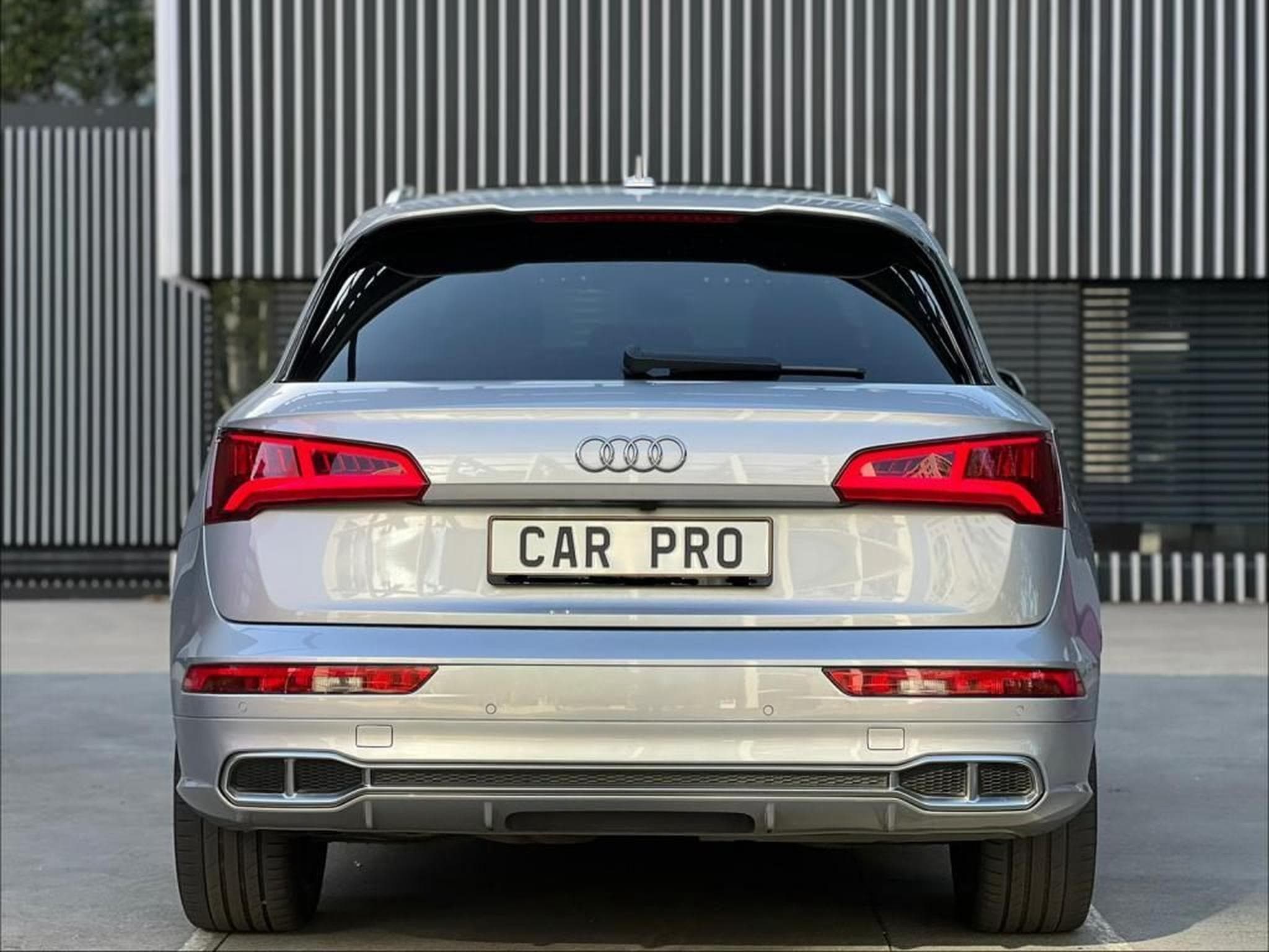 Audi SQ5 3.0 TDI / 347 PS / QUATTRO / S LINE / BANG & OLUFSEN / PANOR (2020) - Photo 6