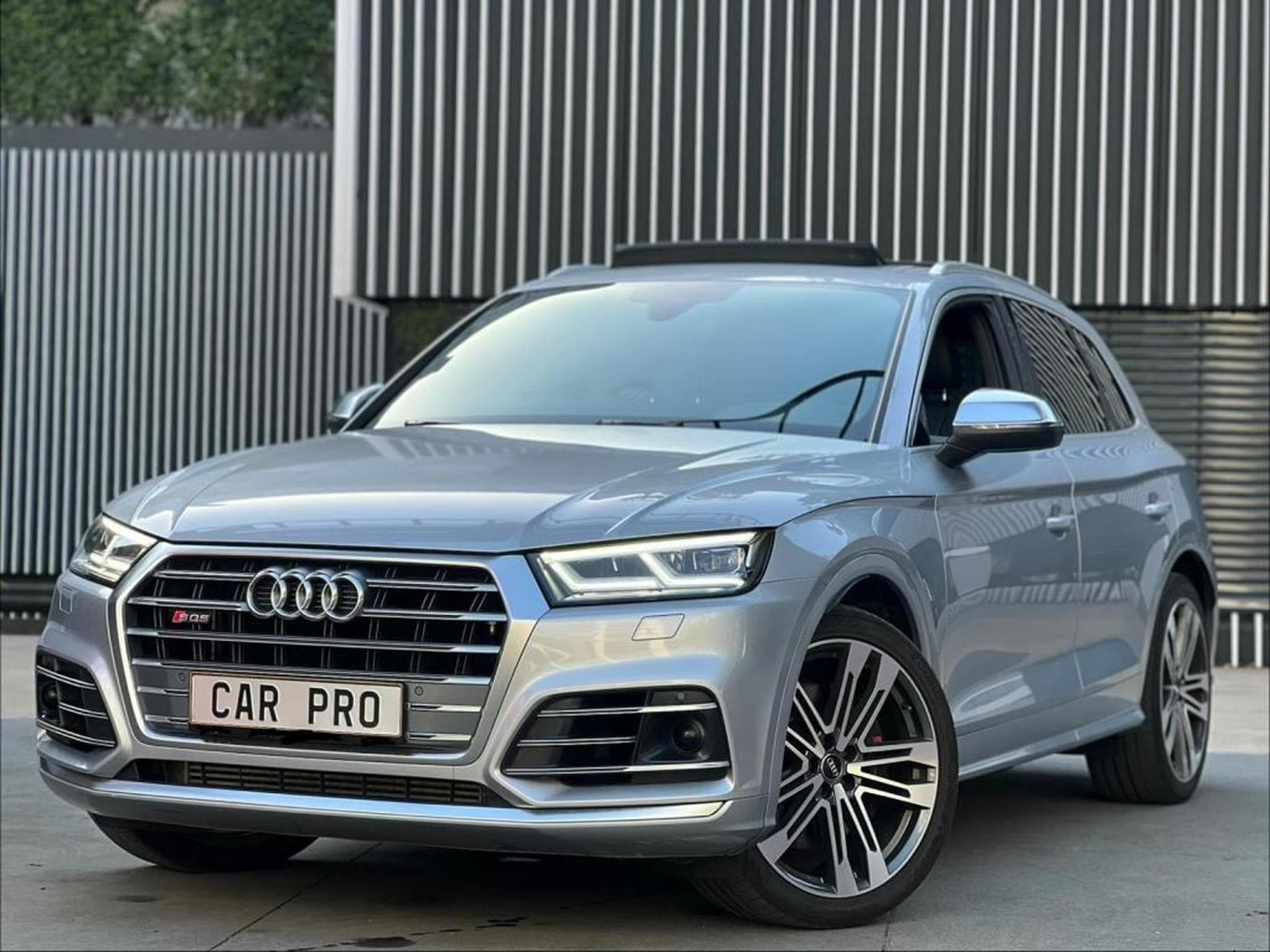 Audi SQ5 3.0 TDI / 347 PS / QUATTRO / S LINE / BANG & OLUFSEN / PANOR (2020) - Photo 1