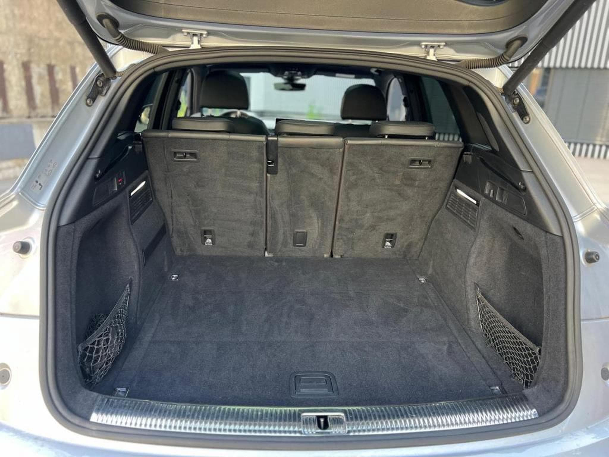 Audi SQ5 3.0 TDI / 347 PS / QUATTRO / S LINE / BANG & OLUFSEN / PANOR (2020) - Photo 10