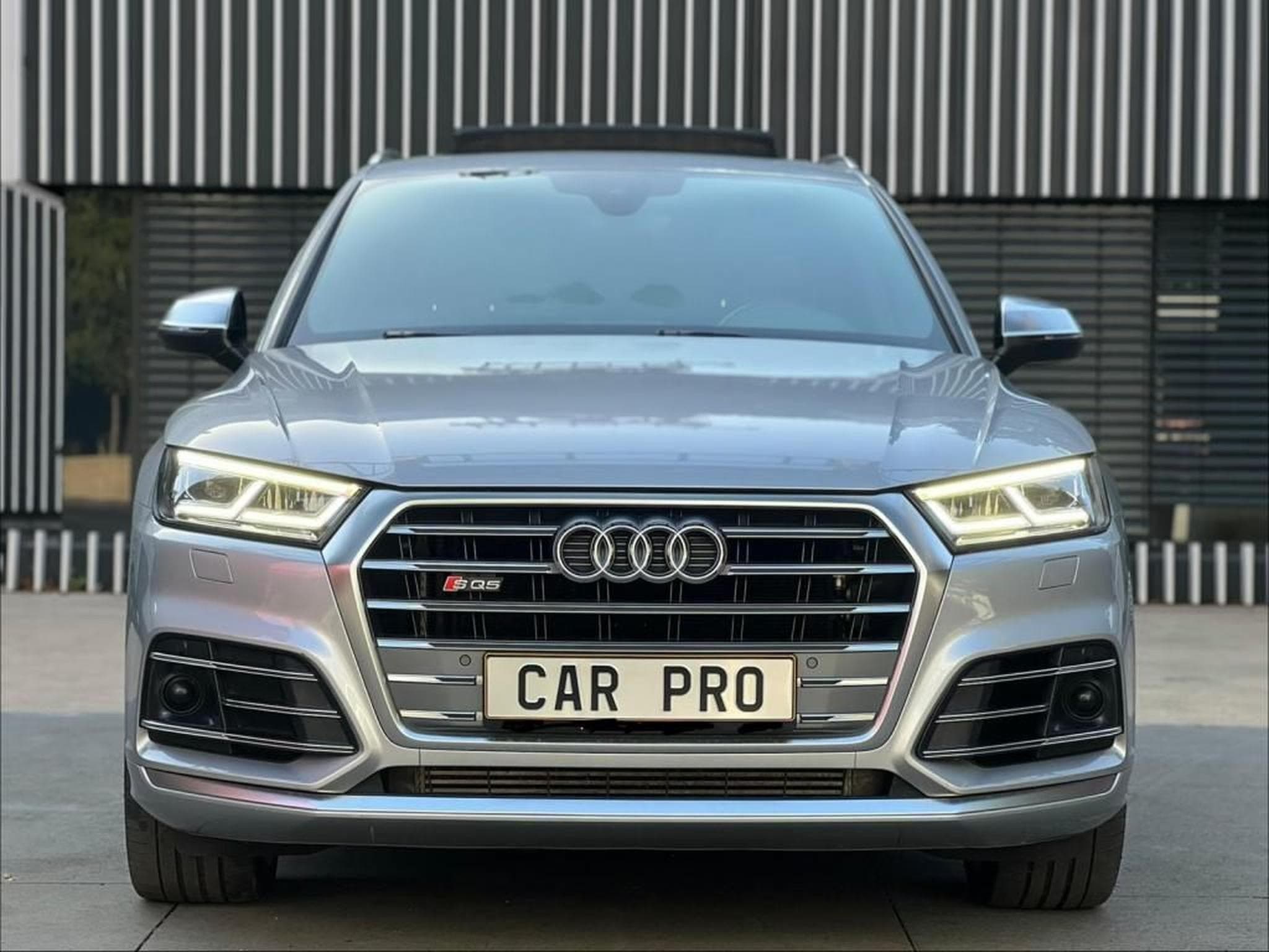 Audi SQ5 3.0 TDI / 347 PS / QUATTRO / S LINE / BANG & OLUFSEN / PANOR (2020) - Photo 5