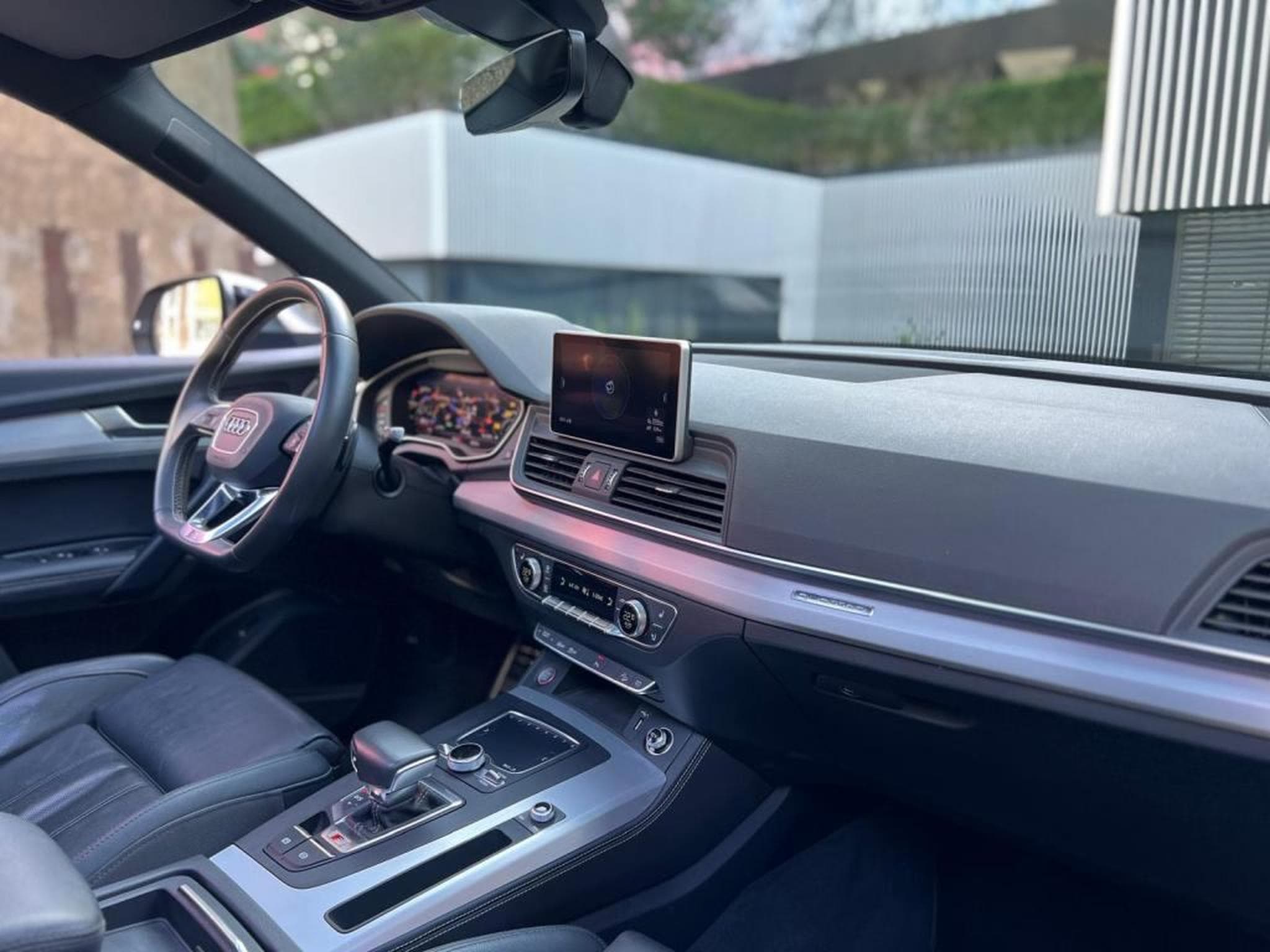 Audi SQ5 3.0 TDI / 347 PS / QUATTRO / S LINE / BANG & OLUFSEN / PANOR (2020) - Photo 14