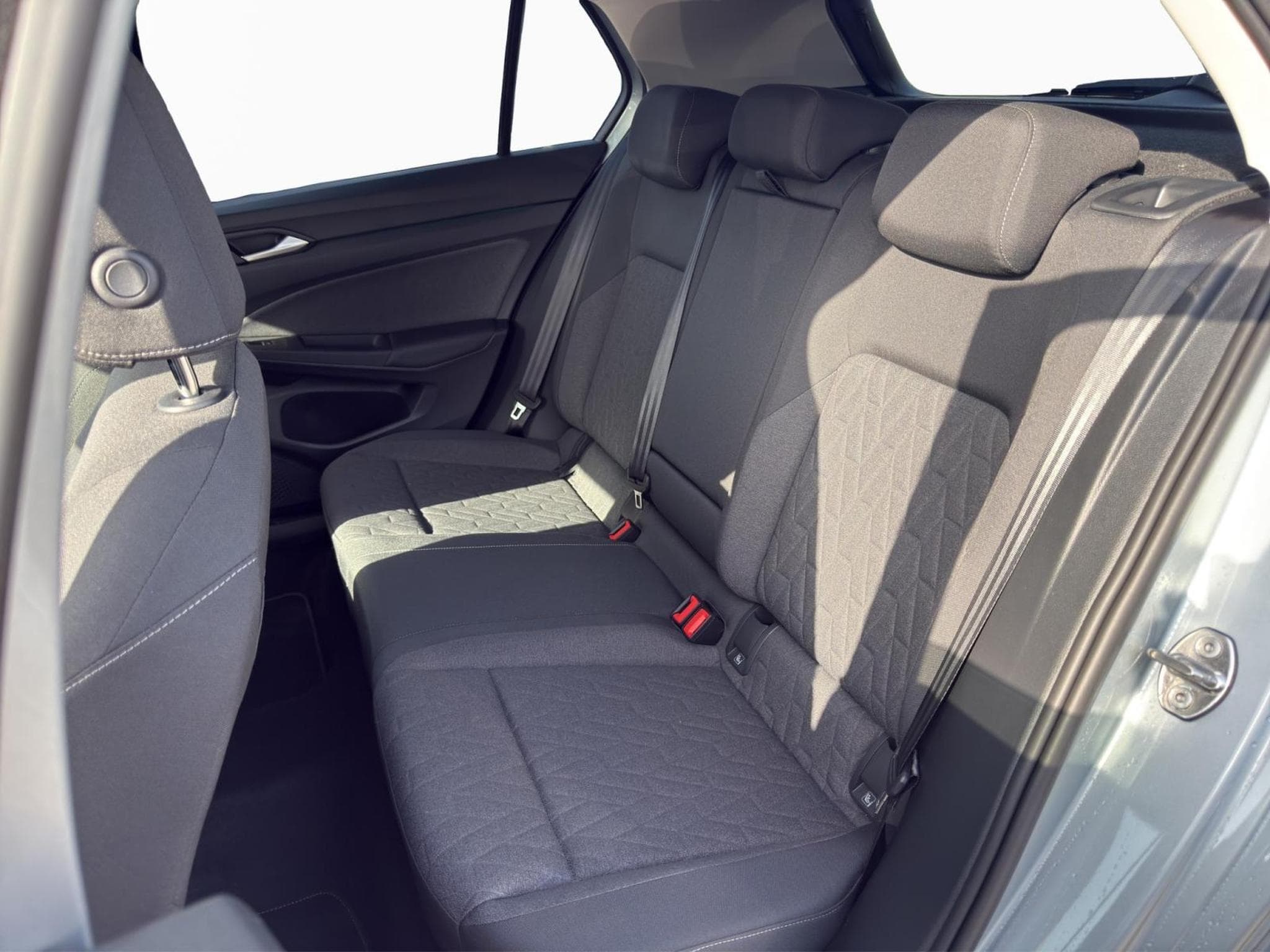 VW Golf Life (2026) - Photo 15