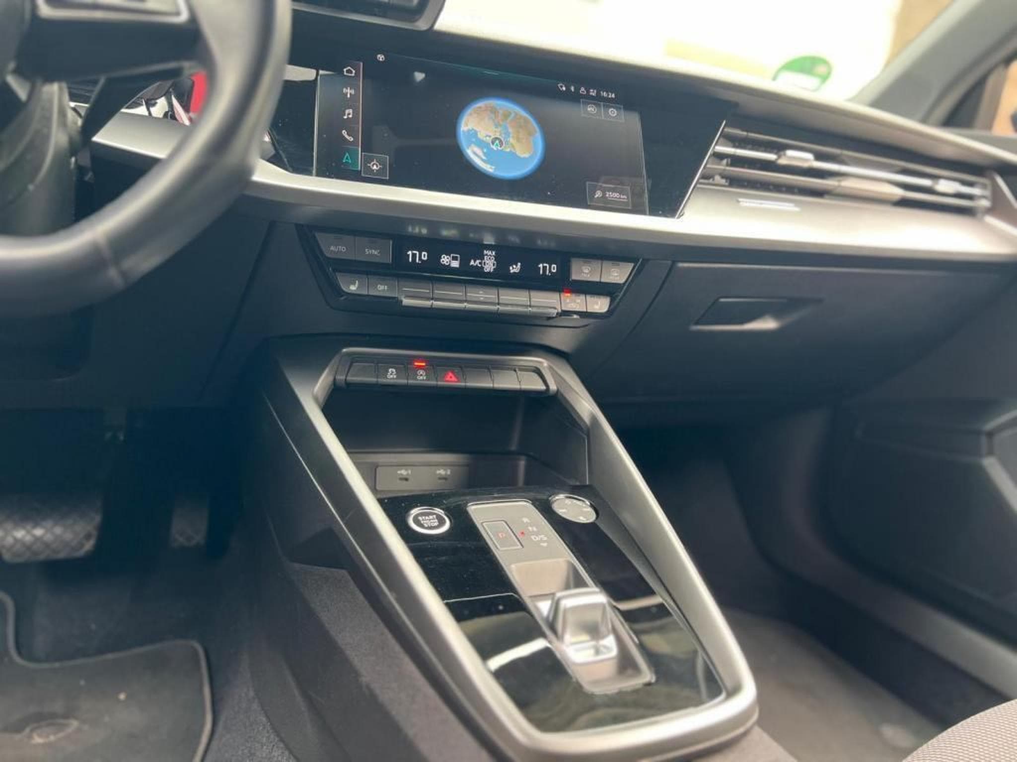 Audi A3 DIESEL / AUTOMATIQUE / ATTACHE REMORQUE (2022) - Photo 16