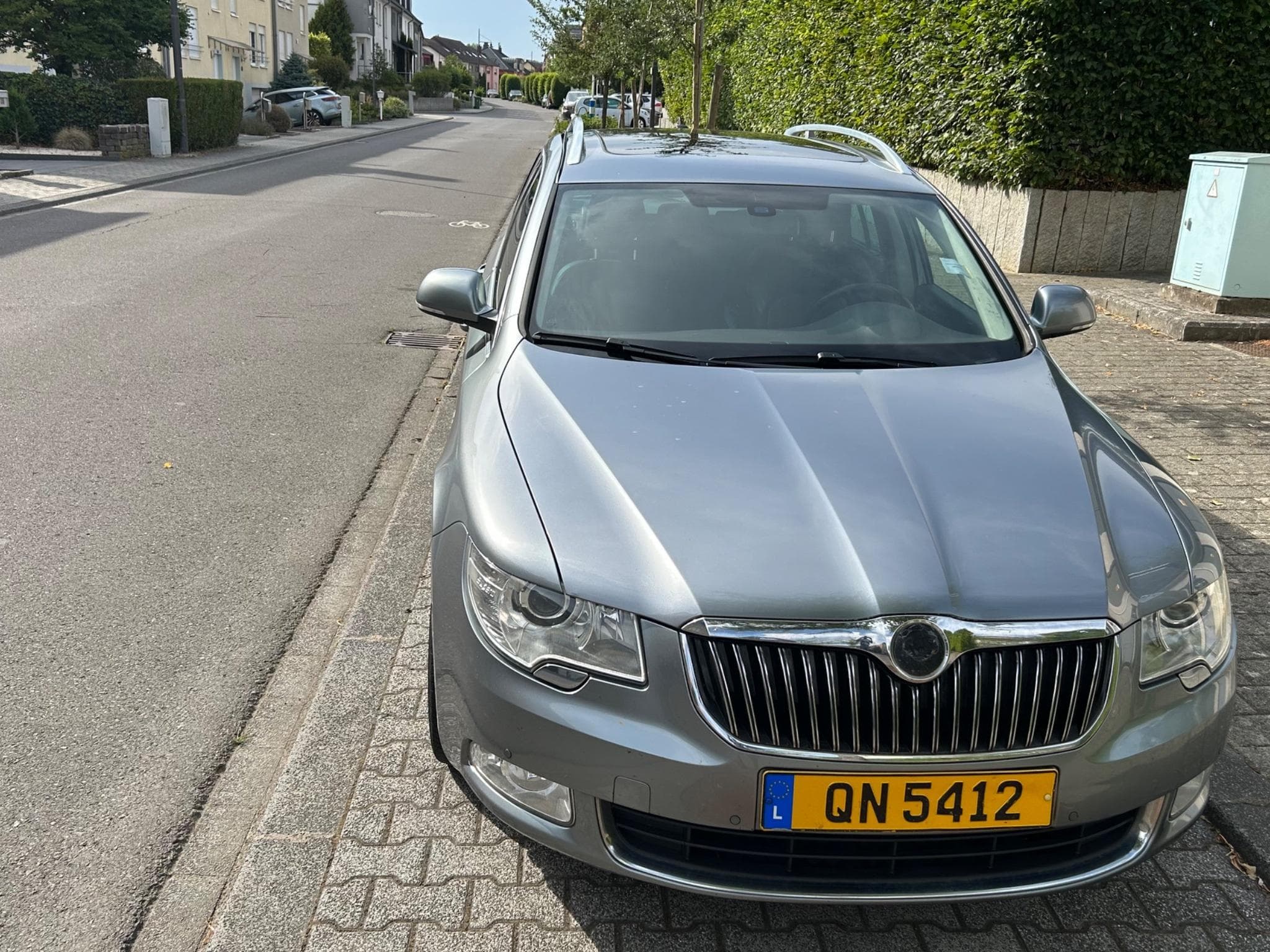 Skoda Superb Superb Combi Elegance L&K 2.0 (2012) - Photo 1