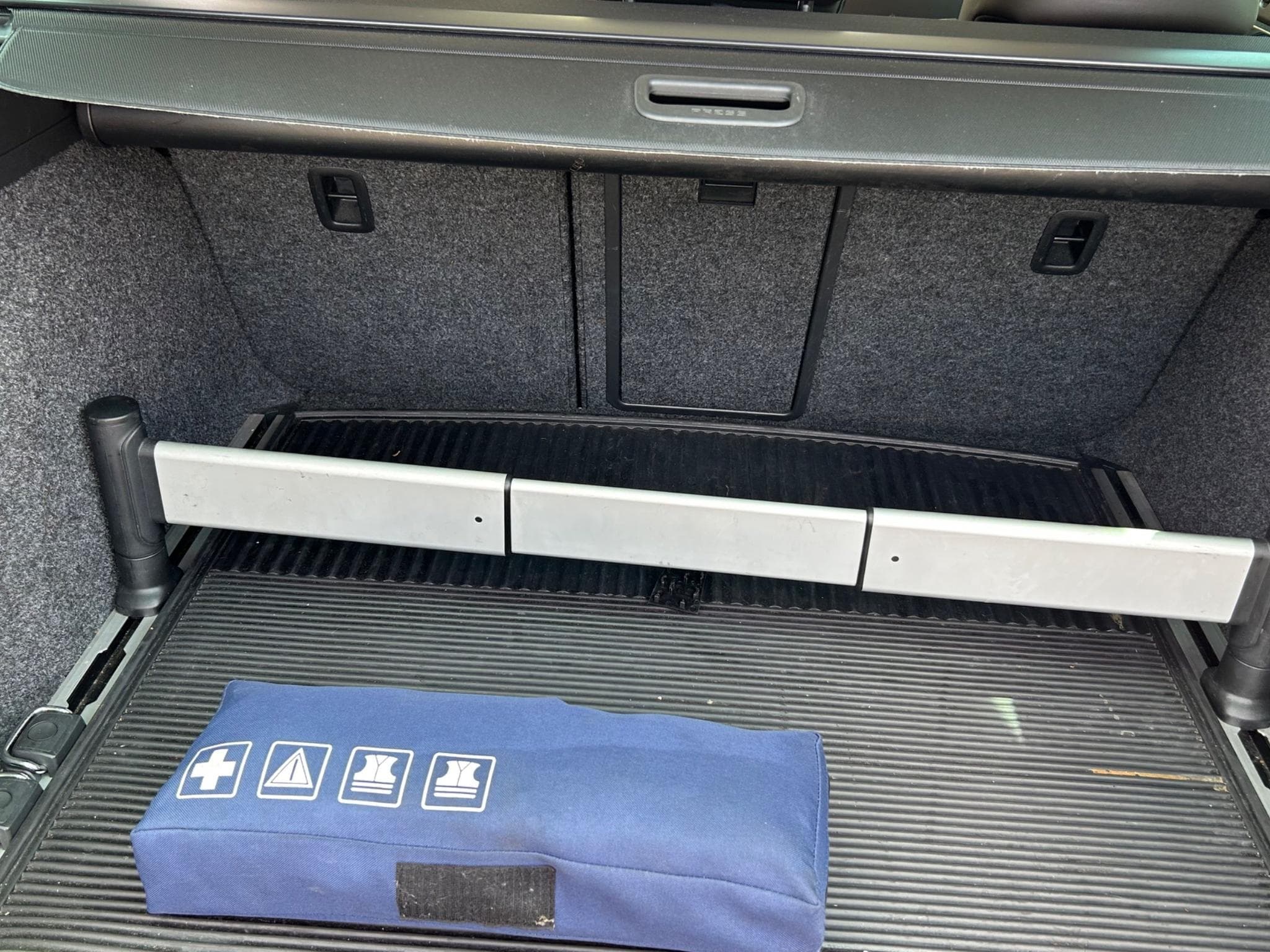 Skoda Superb Superb Combi Elegance L&K 2.0 (2012) - Photo 11