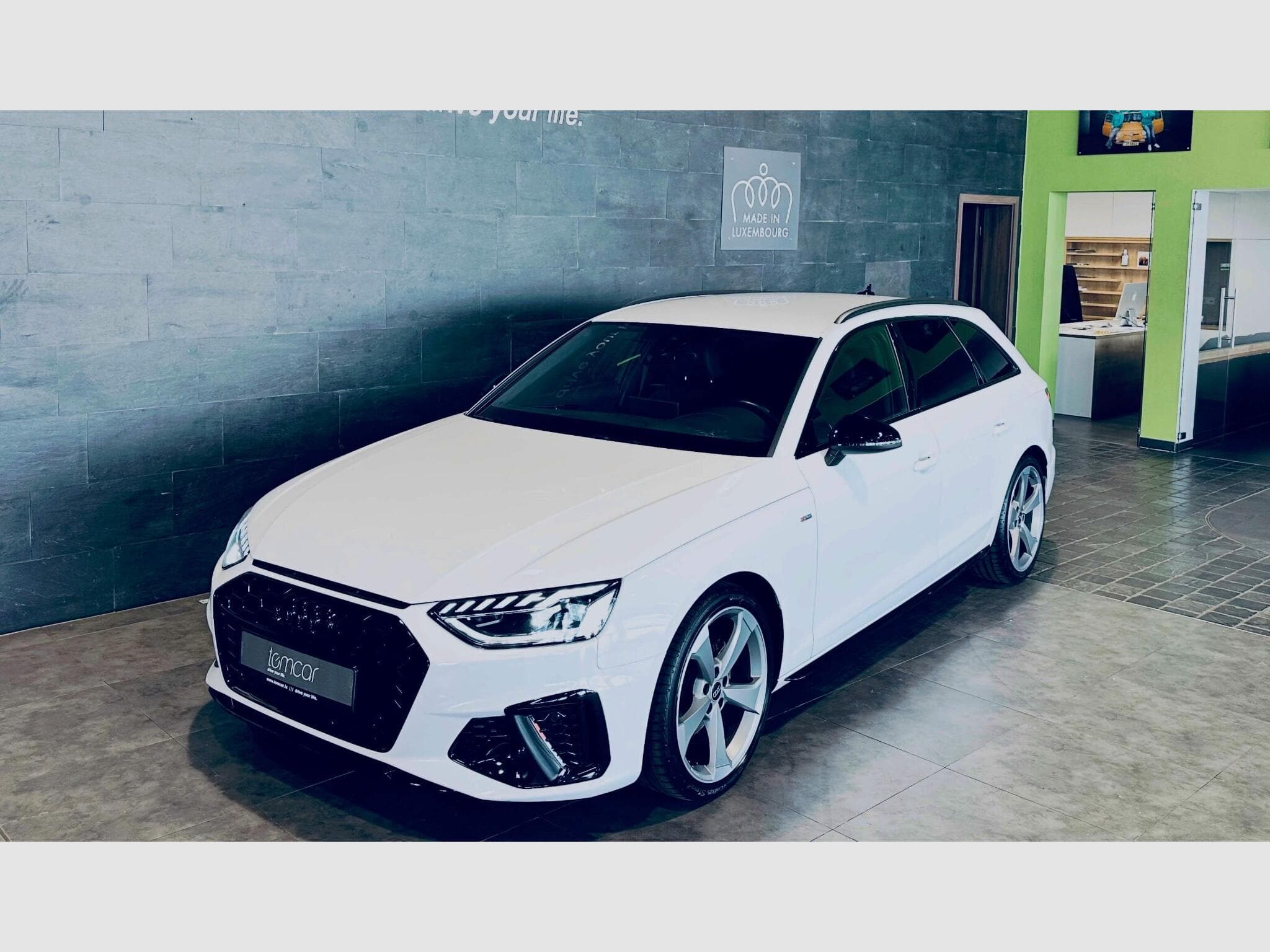 Audi A4 A4 AVANT S-LINE 35 TDI BLACK COMPETITION EDITION S-TRONIC (2024) - Photo 3