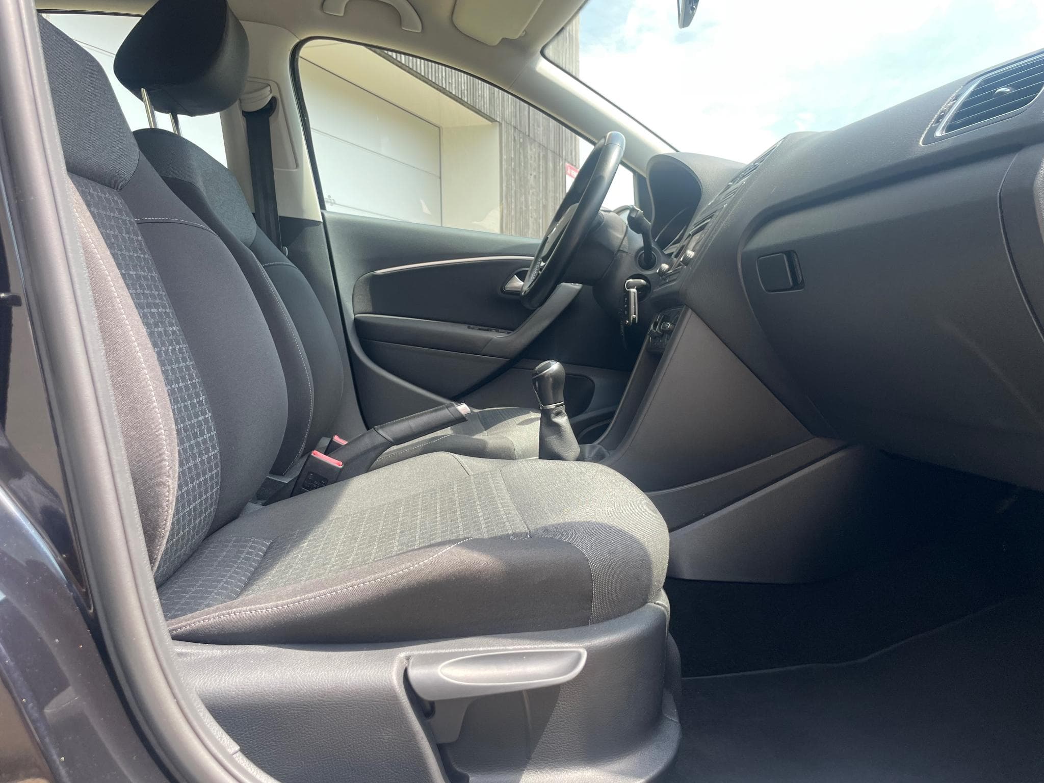 VW Polo 1.2 TSI Bluemotion 90 PS (2017) - Photo 4