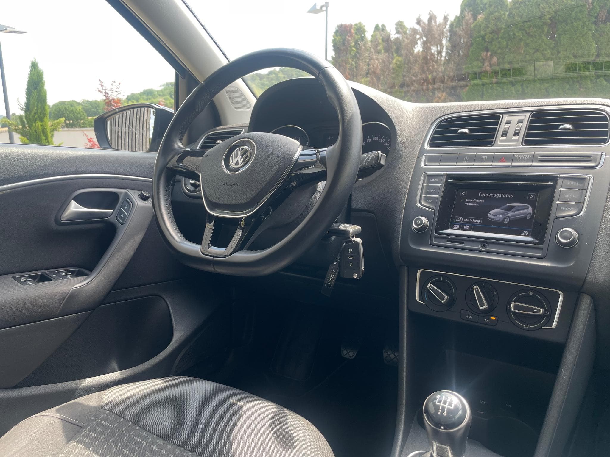 VW Polo 1.2 TSI Bluemotion 90 PS (2017) - Photo 8