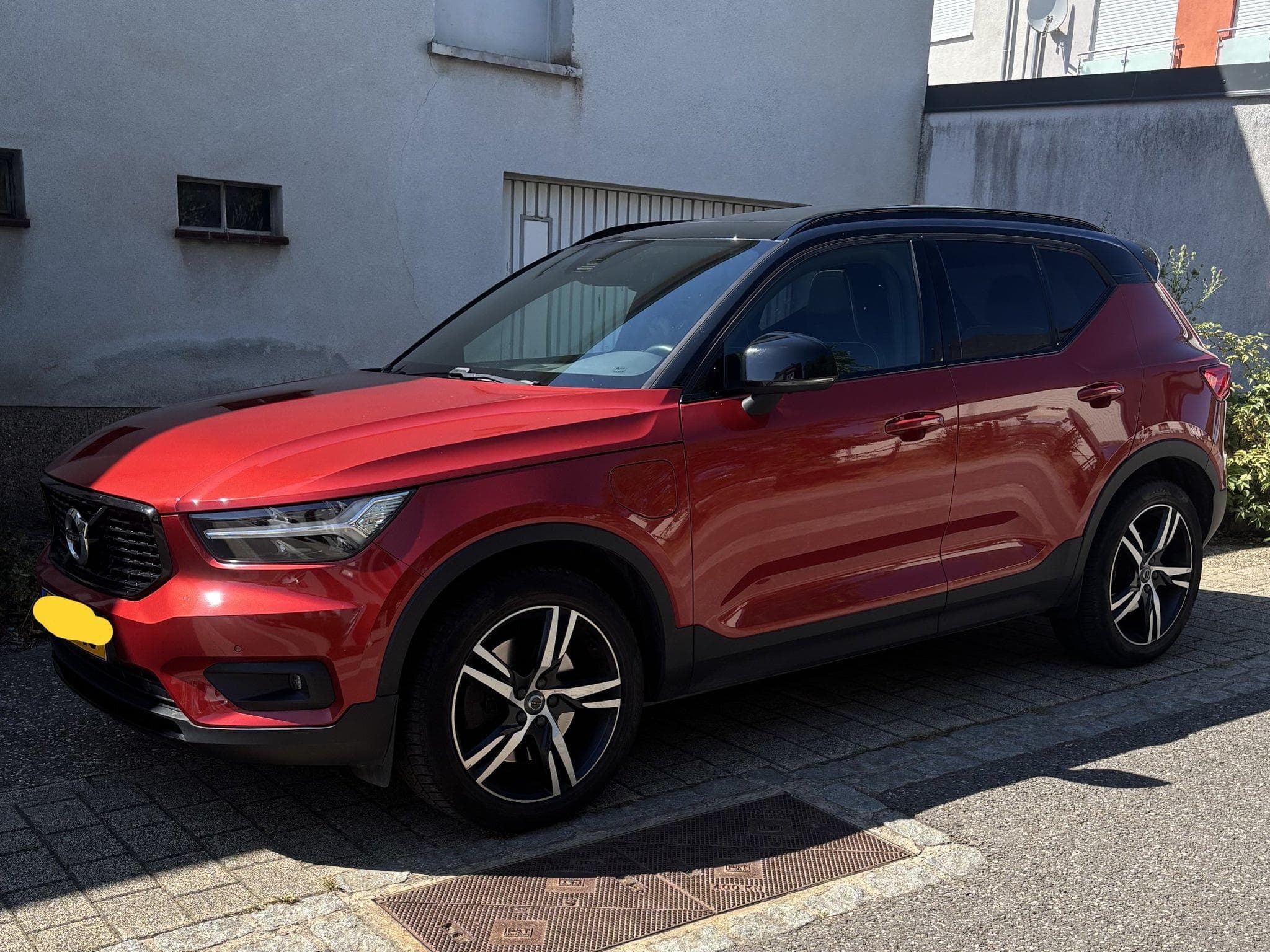 Volvo XC40 R-Design (2020) - Photo 1