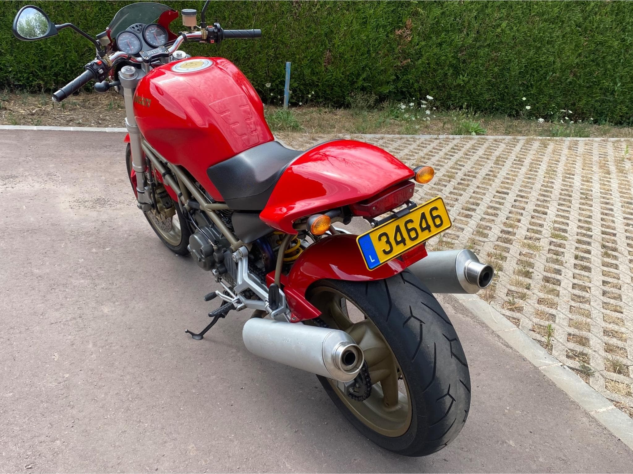 Ducati 900 Monster (2000) - Photo 2