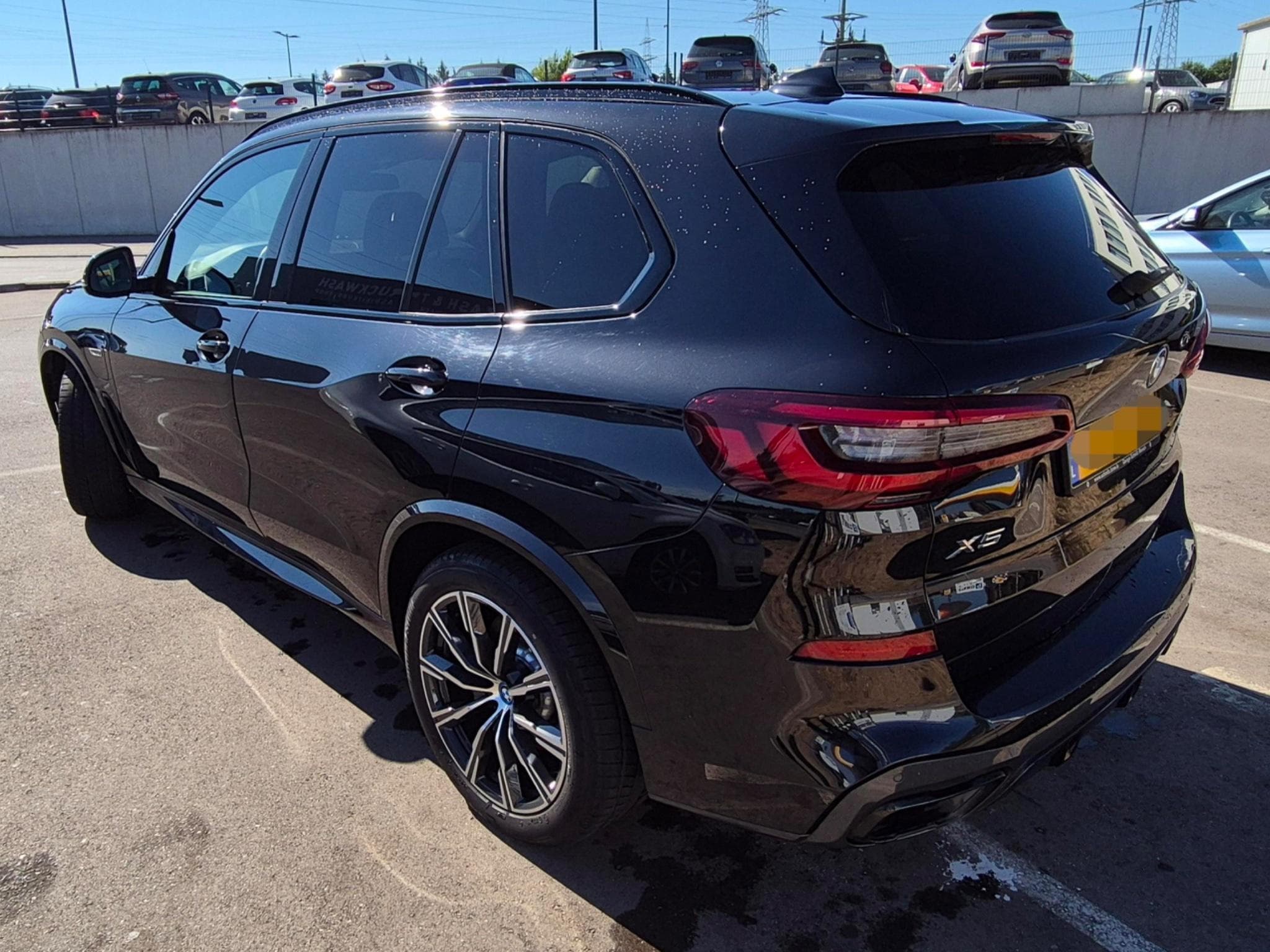 BMW X5M X5 xDrive45e Hybride Rechargeable (2022) - Photo 3