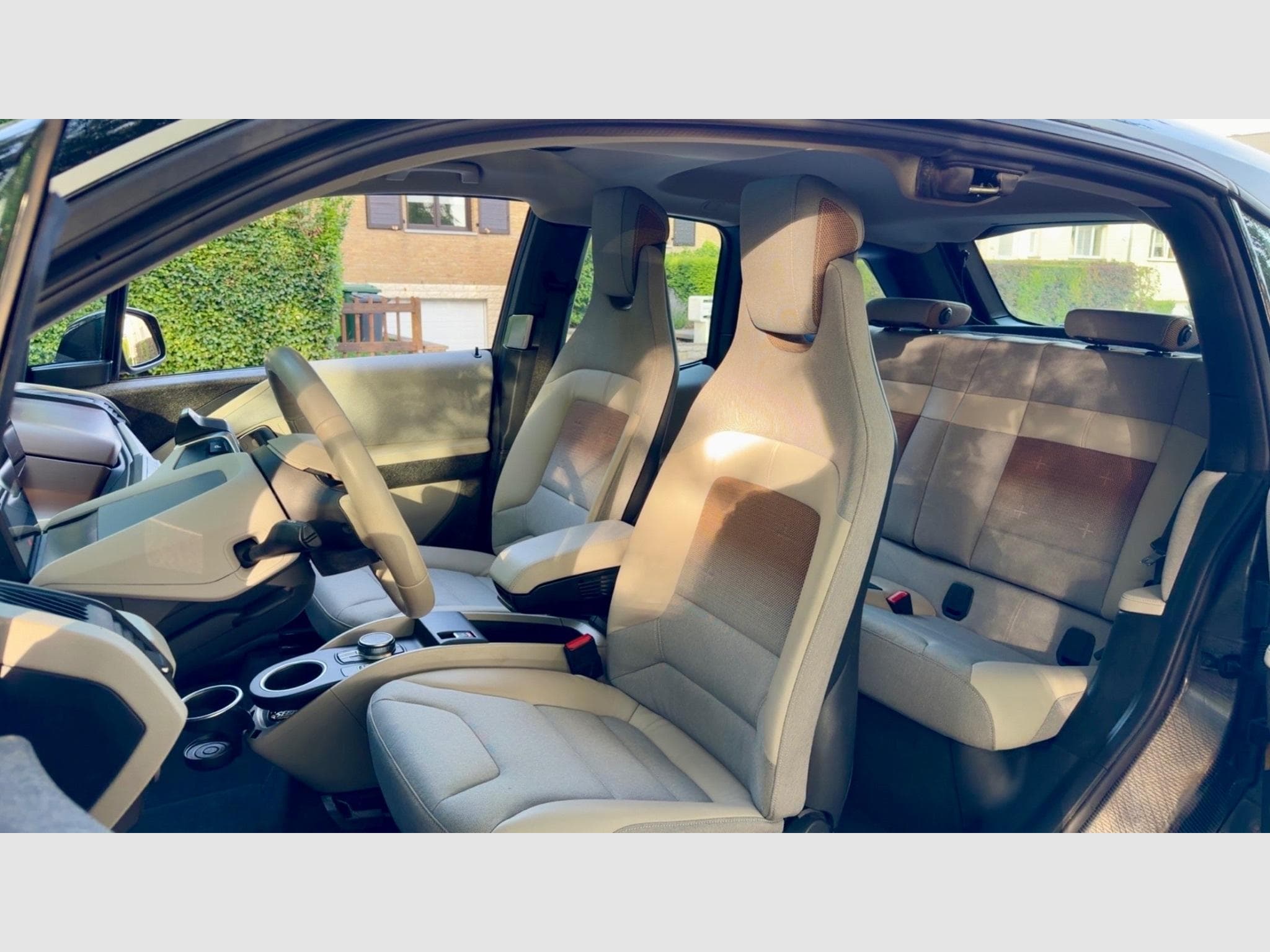 BMW i3 (2021) - Photo 9
