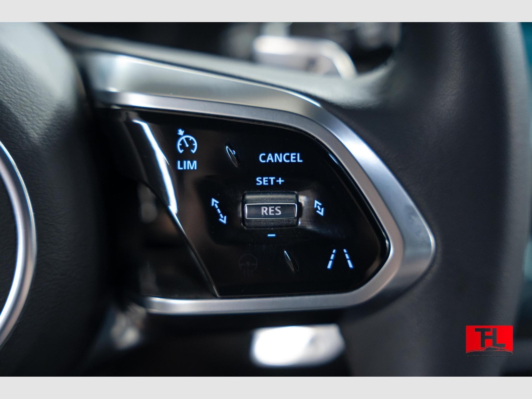 Jaguar E-Pace P200 R-Dynamic S AWD 2024MY (2023) - Photo 11