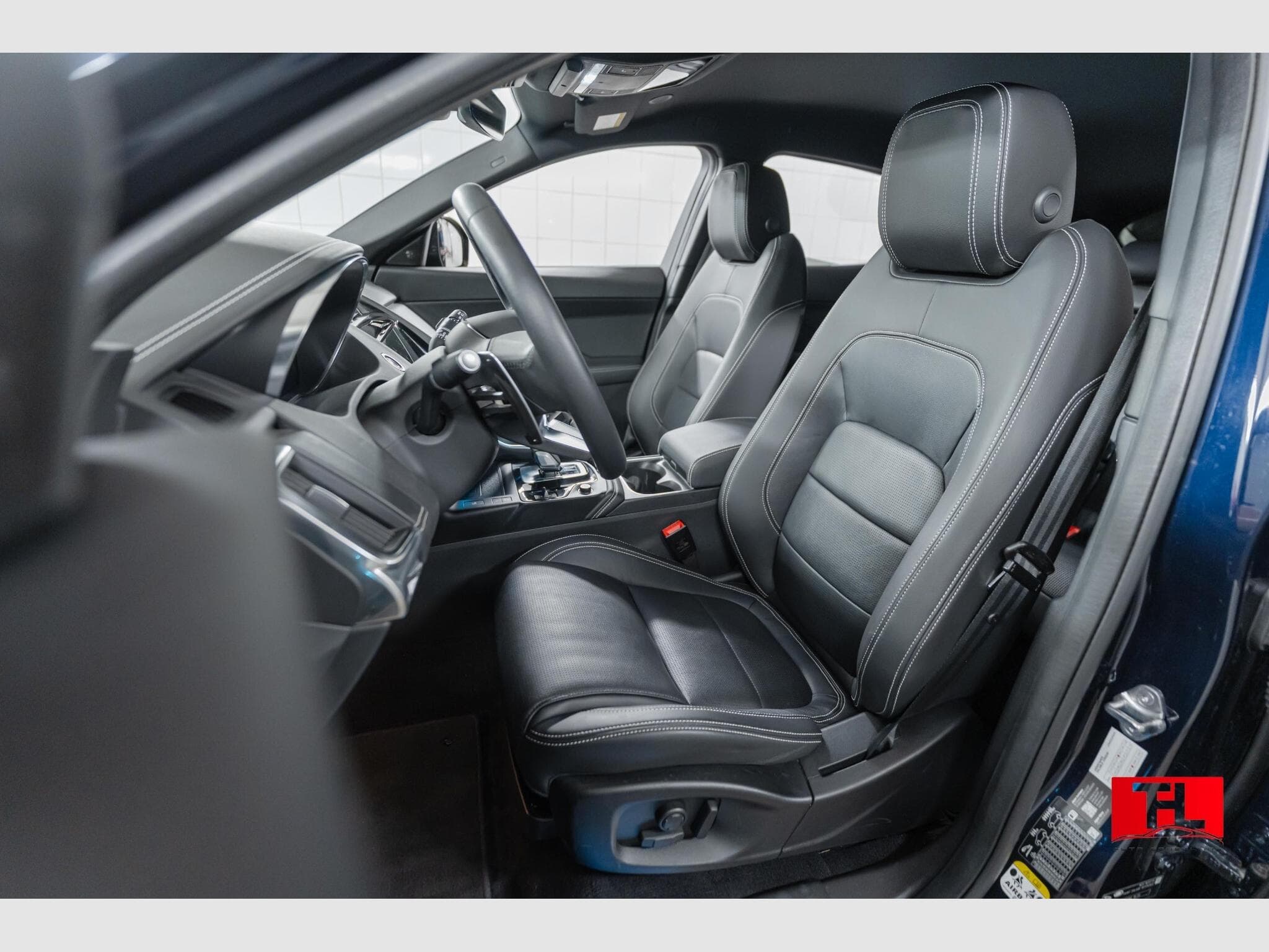 Jaguar E-Pace P200 R-Dynamic S AWD 2024MY (2023) - Photo 4