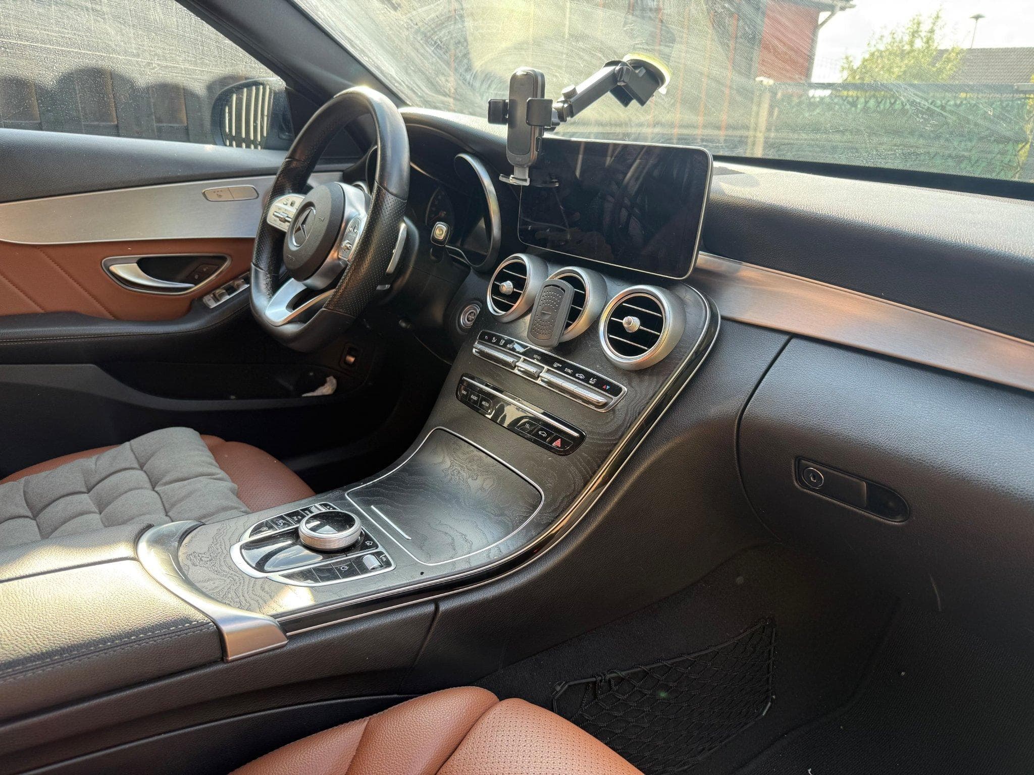Mercedes C 220 AMG Line Facelift (2019) - Photo 3