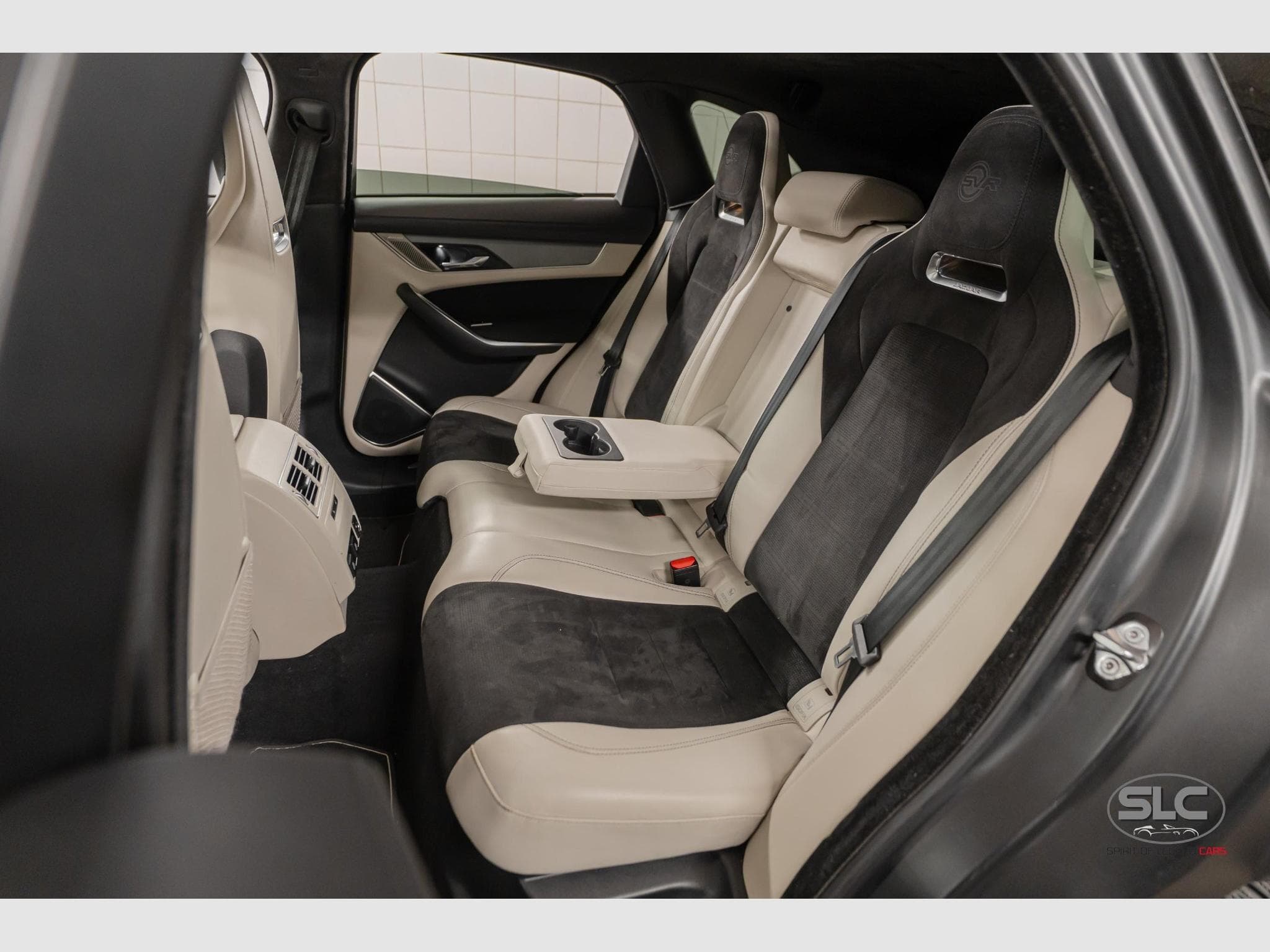 Jaguar F-Pace SVR P550 22"/MY2021/Face-Lift/Performence (2021) - Photo 5