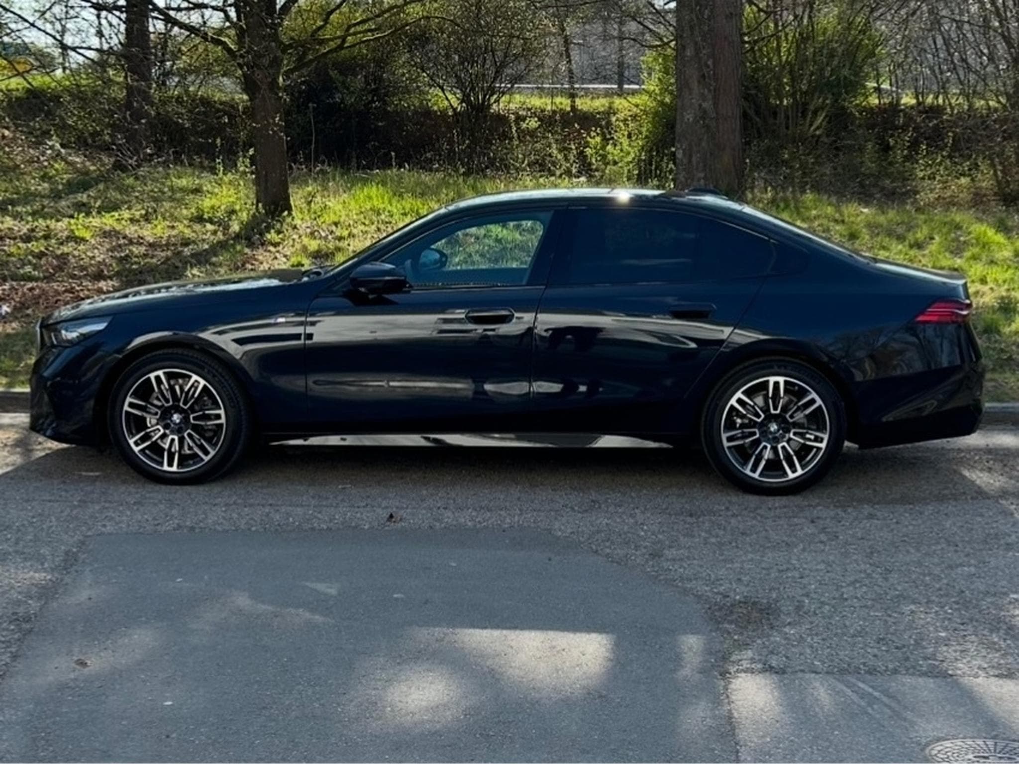 BMW 520 sport M (2024) - Photo 3