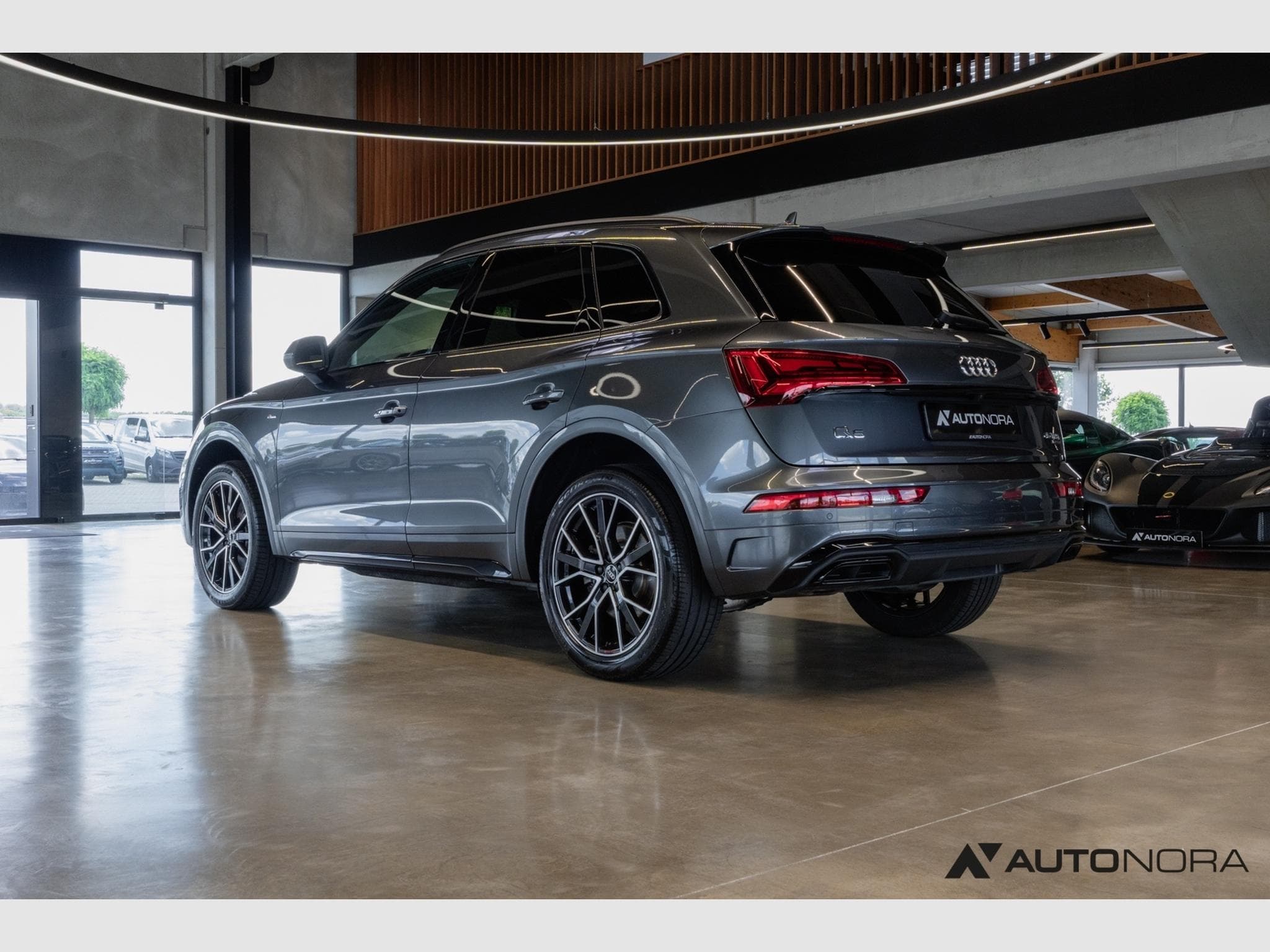 Audi Q5 45 TFSI quattro S line (2021) - Photo 8
