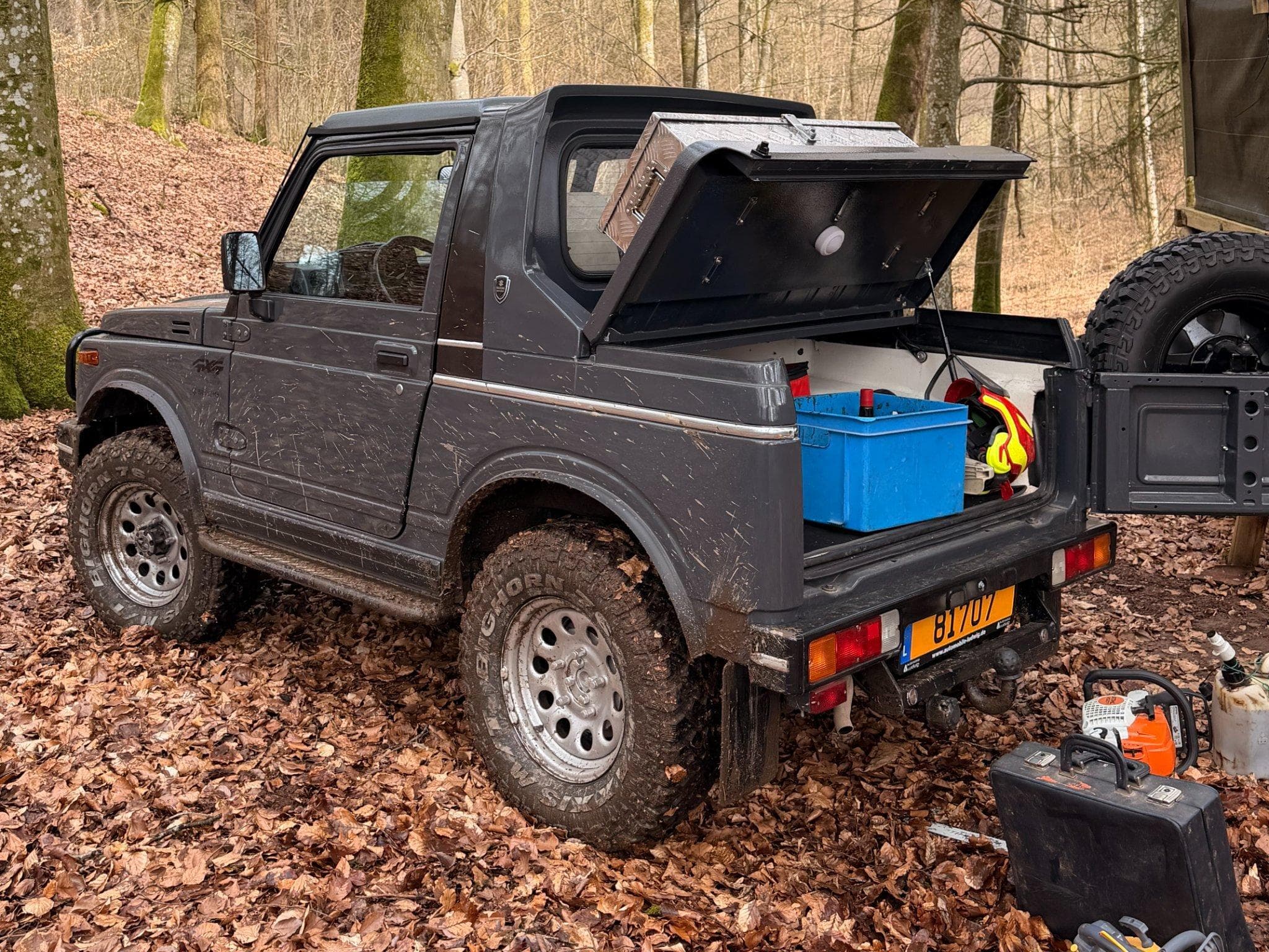 Suzuki SJ413 1.3 Carburateur 5 speed 4x4 (1987) - Photo 4