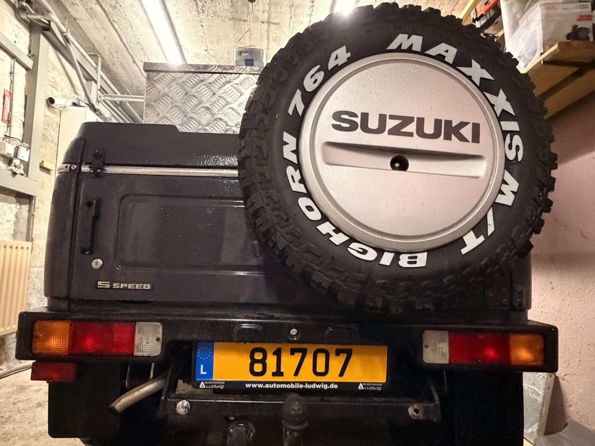 Suzuki SJ413 1.3 Carburateur 5 speed 4x4 (1987) - Photo 9