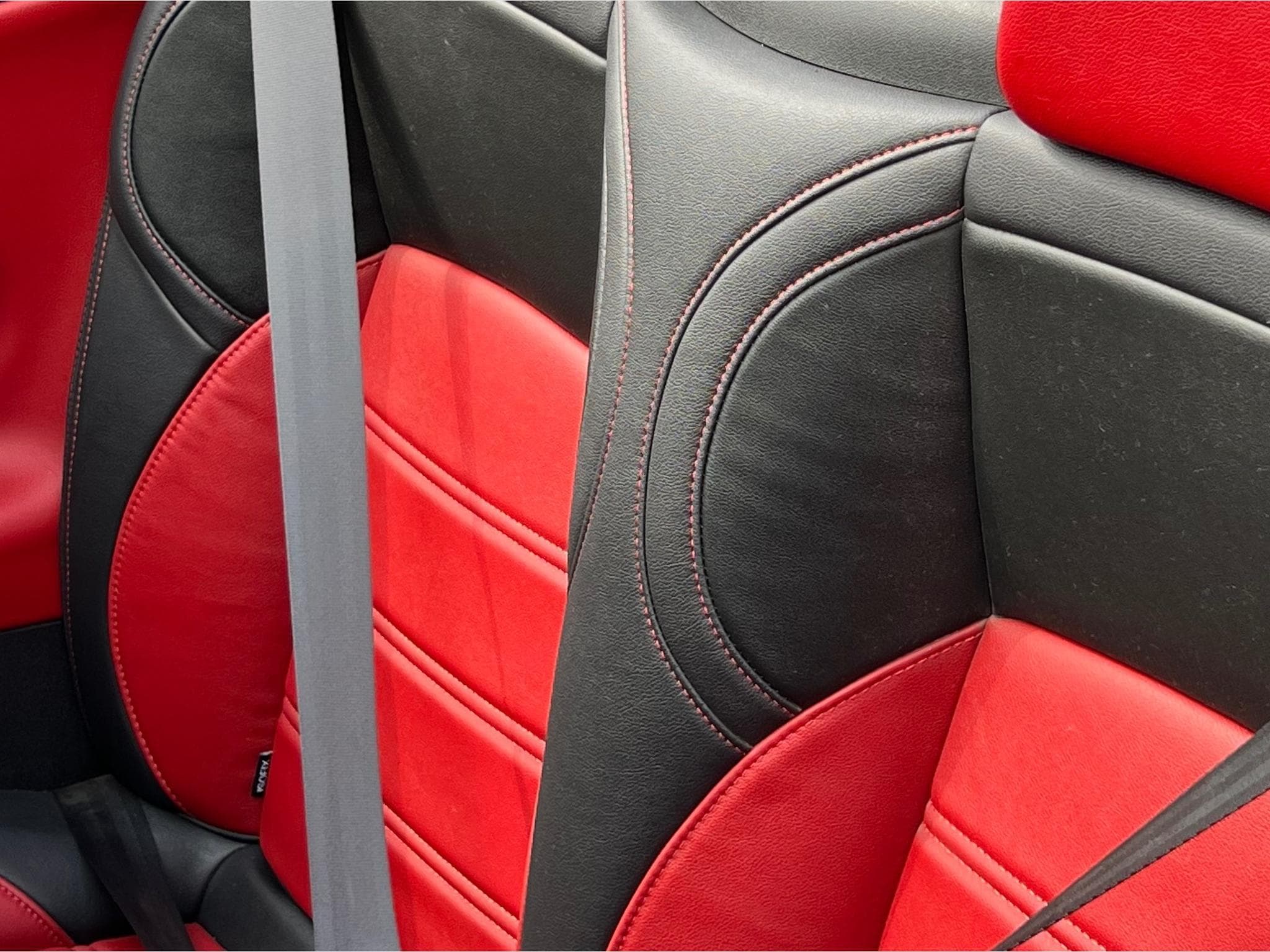 Renault Megane dCi 160 (2010) - Photo 6