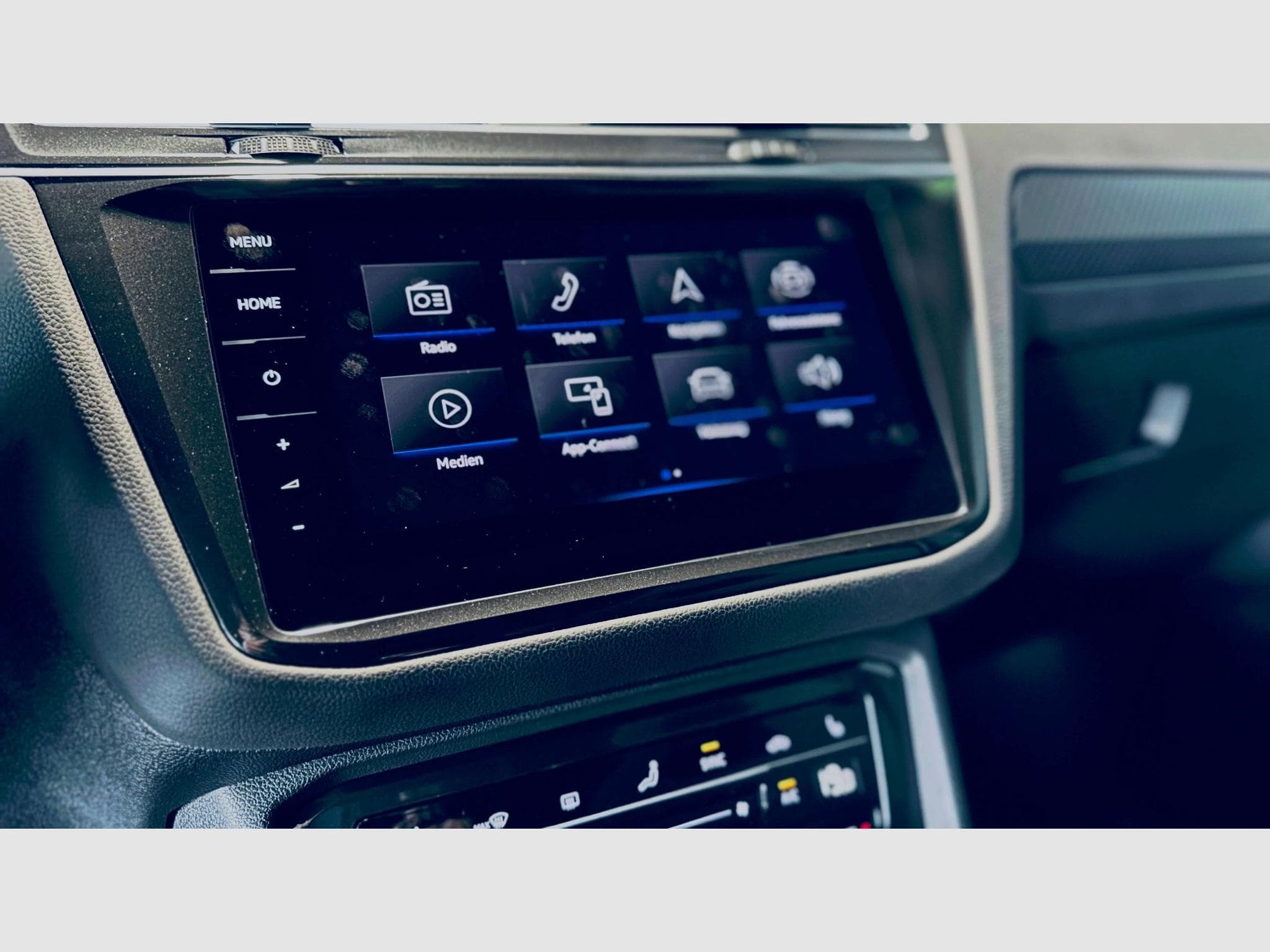 VW Tiguan TIGUAN R 4MOTION TSI DSG (2023) - Photo 10
