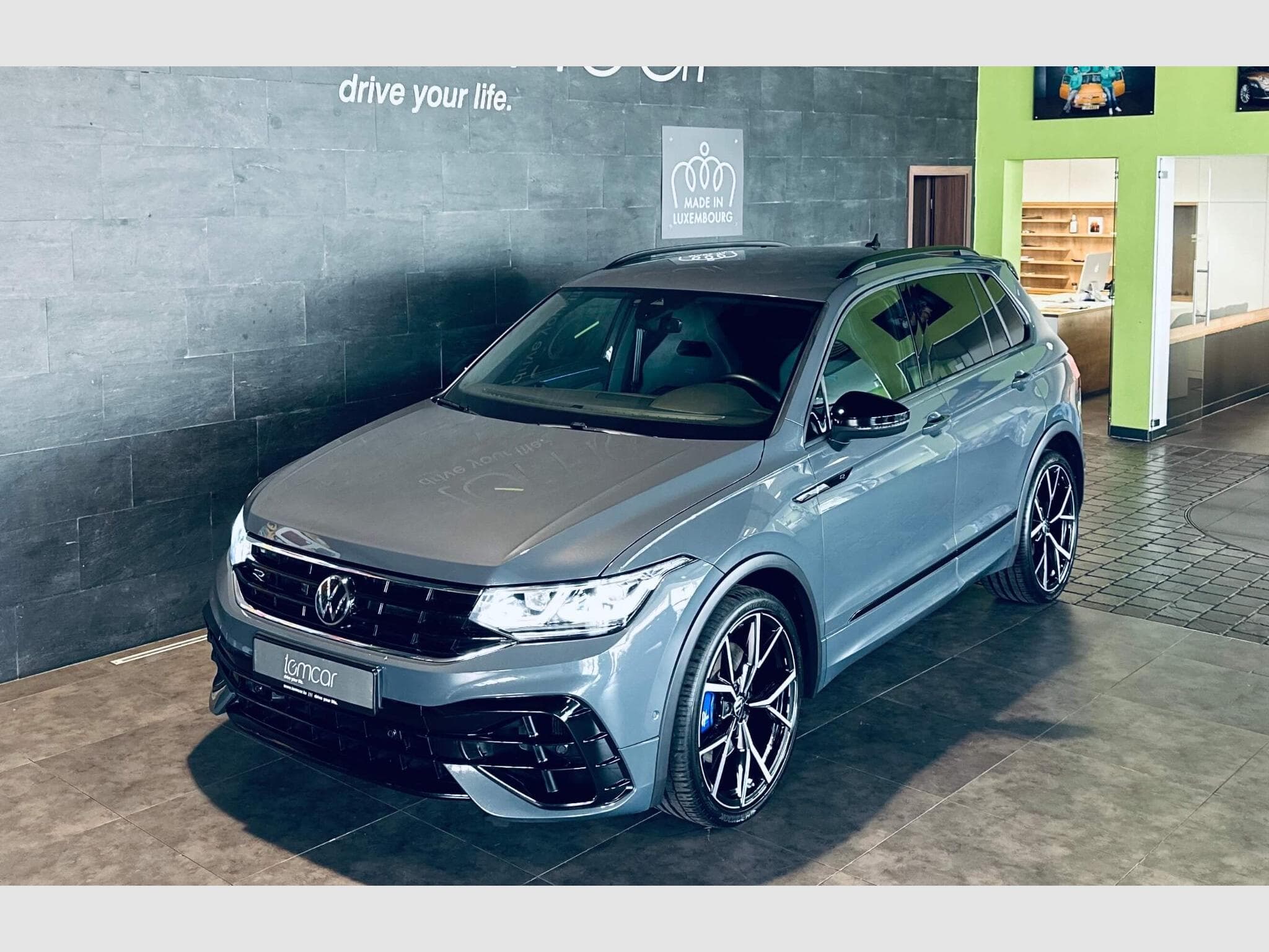 VW Tiguan TIGUAN R 4MOTION TSI DSG (2023) - Photo 3